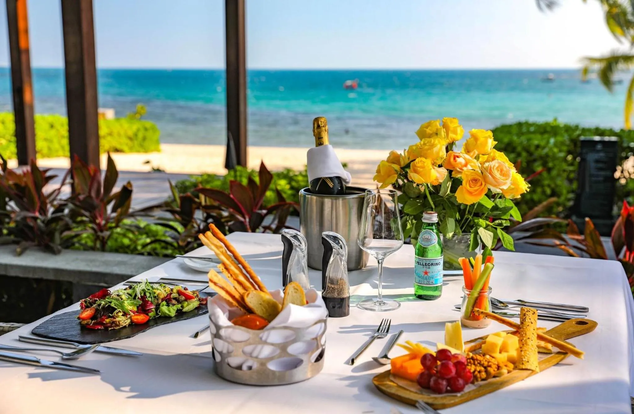 Photo of the whole room in InterContinental Sanya Resort by IHG