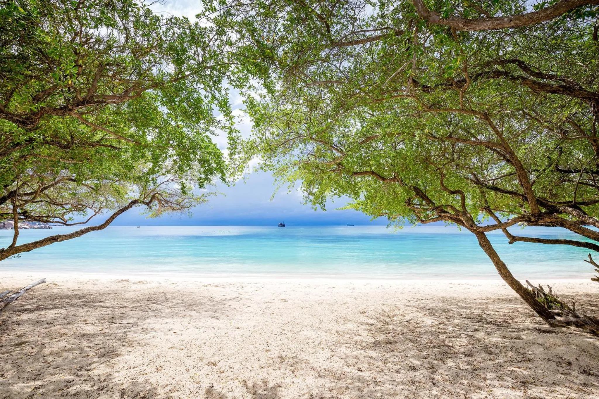 Beach in Haadtien Beach Resort