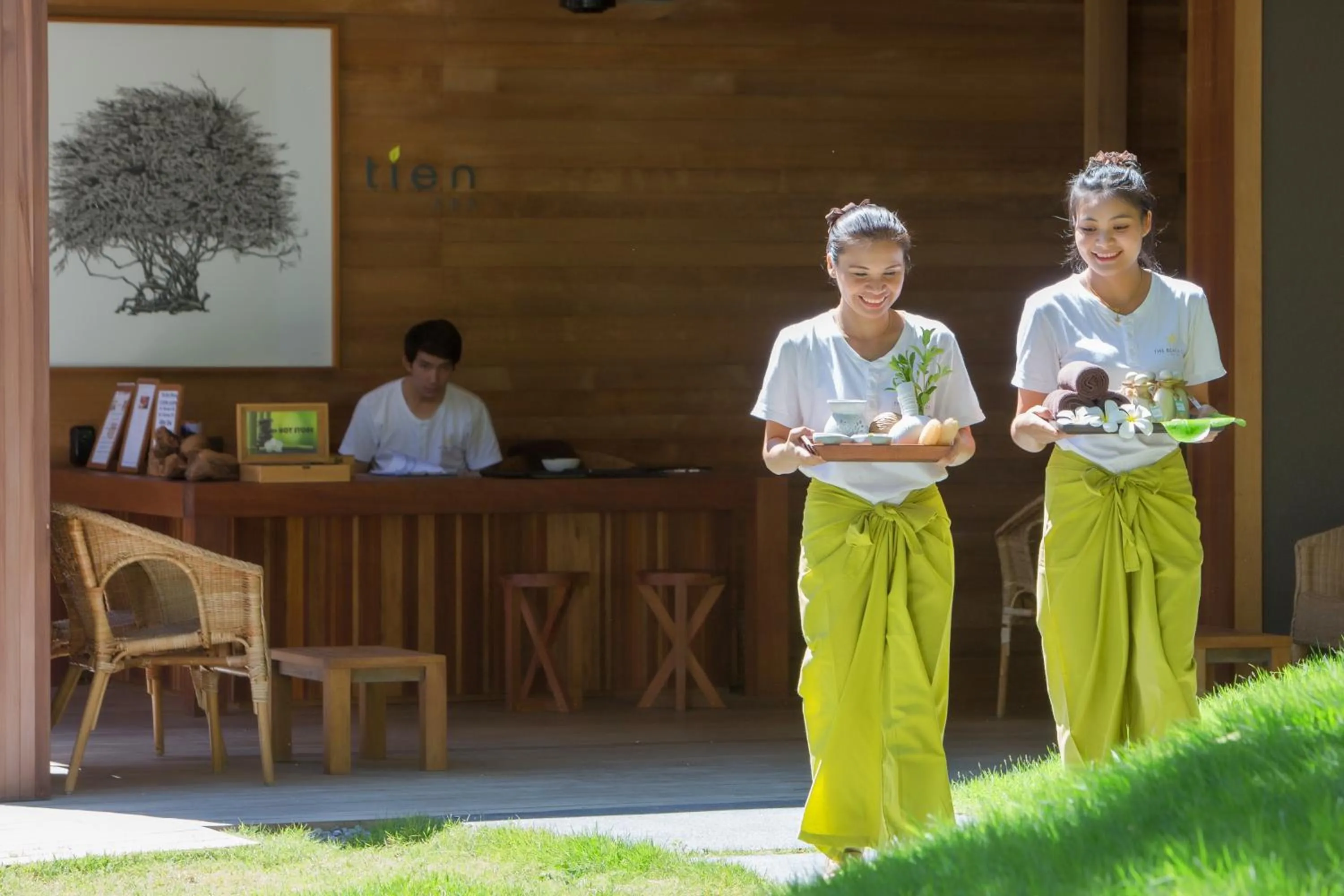 Staff in Haadtien Beach Resort