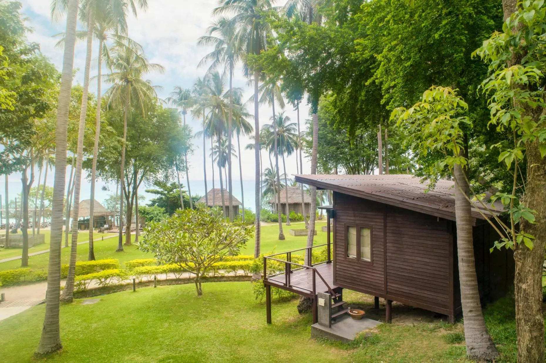 Garden view in Haadtien Beach Resort