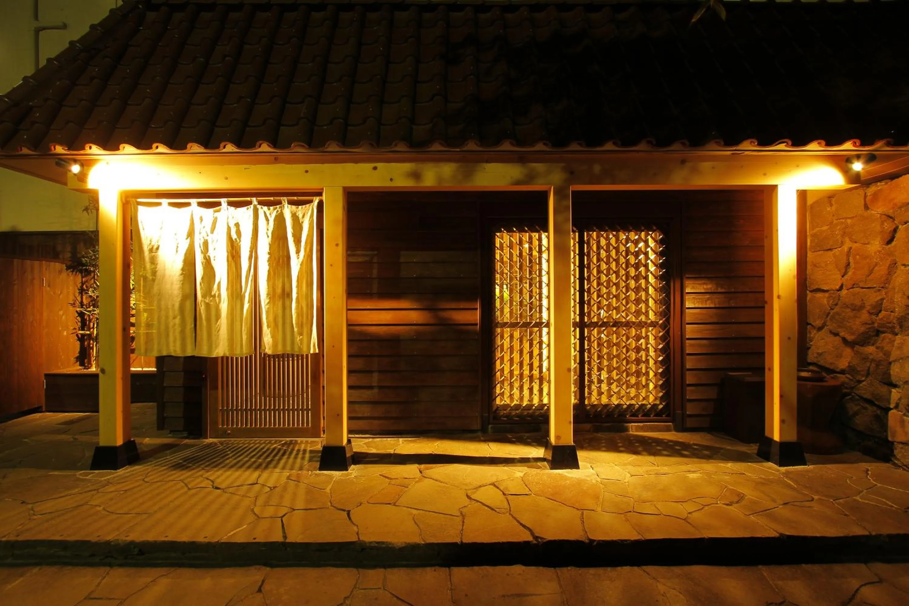 Facade/entrance in Hakone Hoshi no Akari