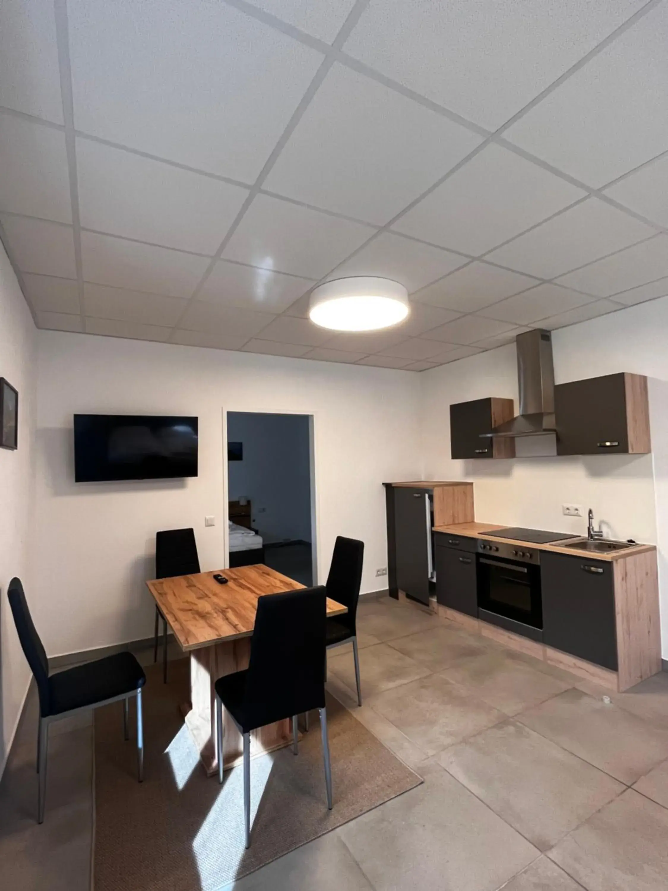 Apartment - Ground Floor in AIS Center Apartment - Ground Floor in AIS Center