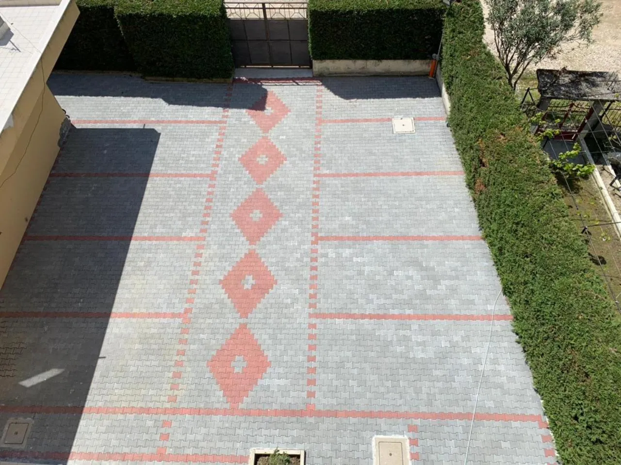 Garden view in Apartments Vila Cala