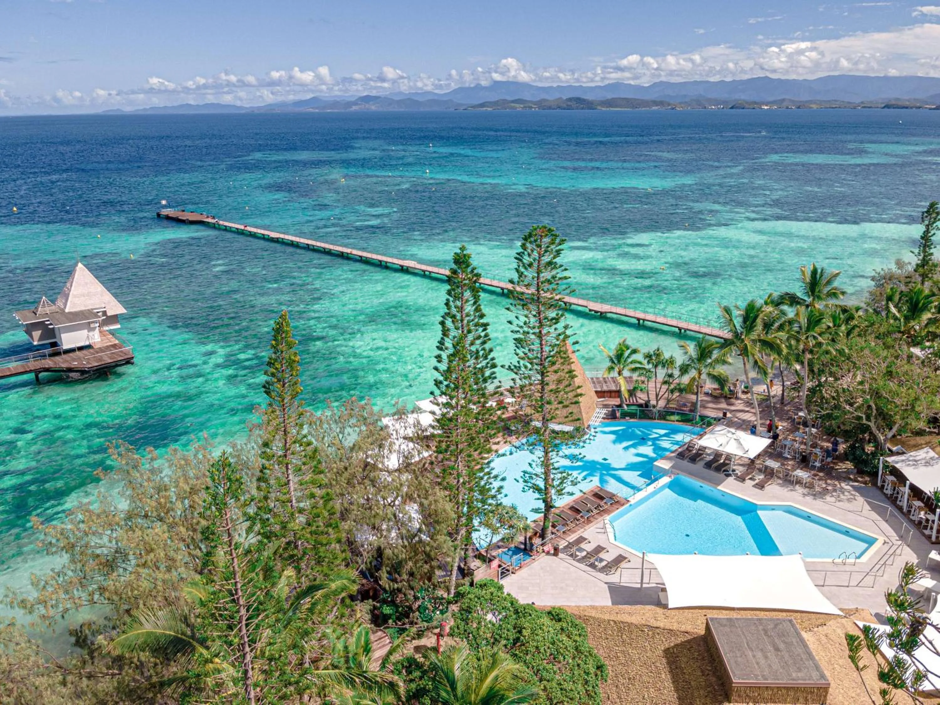 Property building in DoubleTree by Hilton Noumea Ilot Maitre Resort