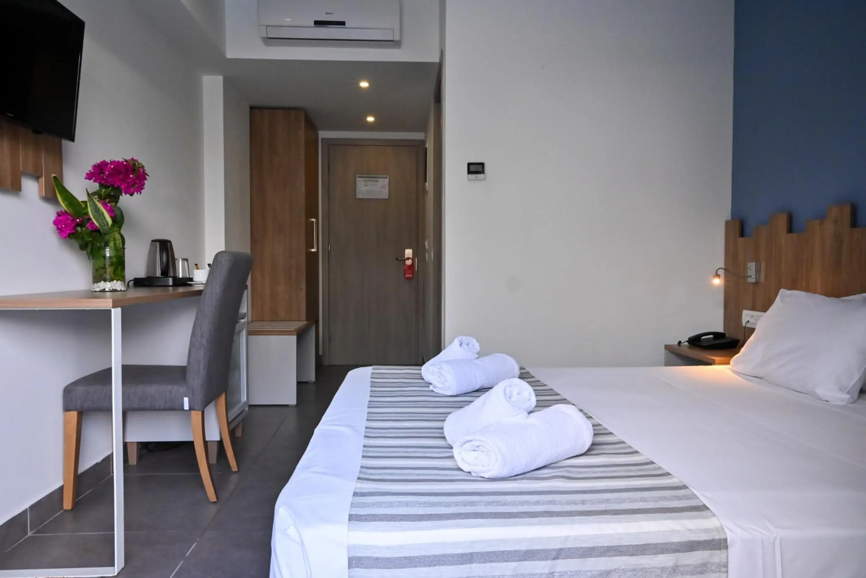 Superior room pool view in Pollis Hotel Superior room pool view in Pollis Hotel