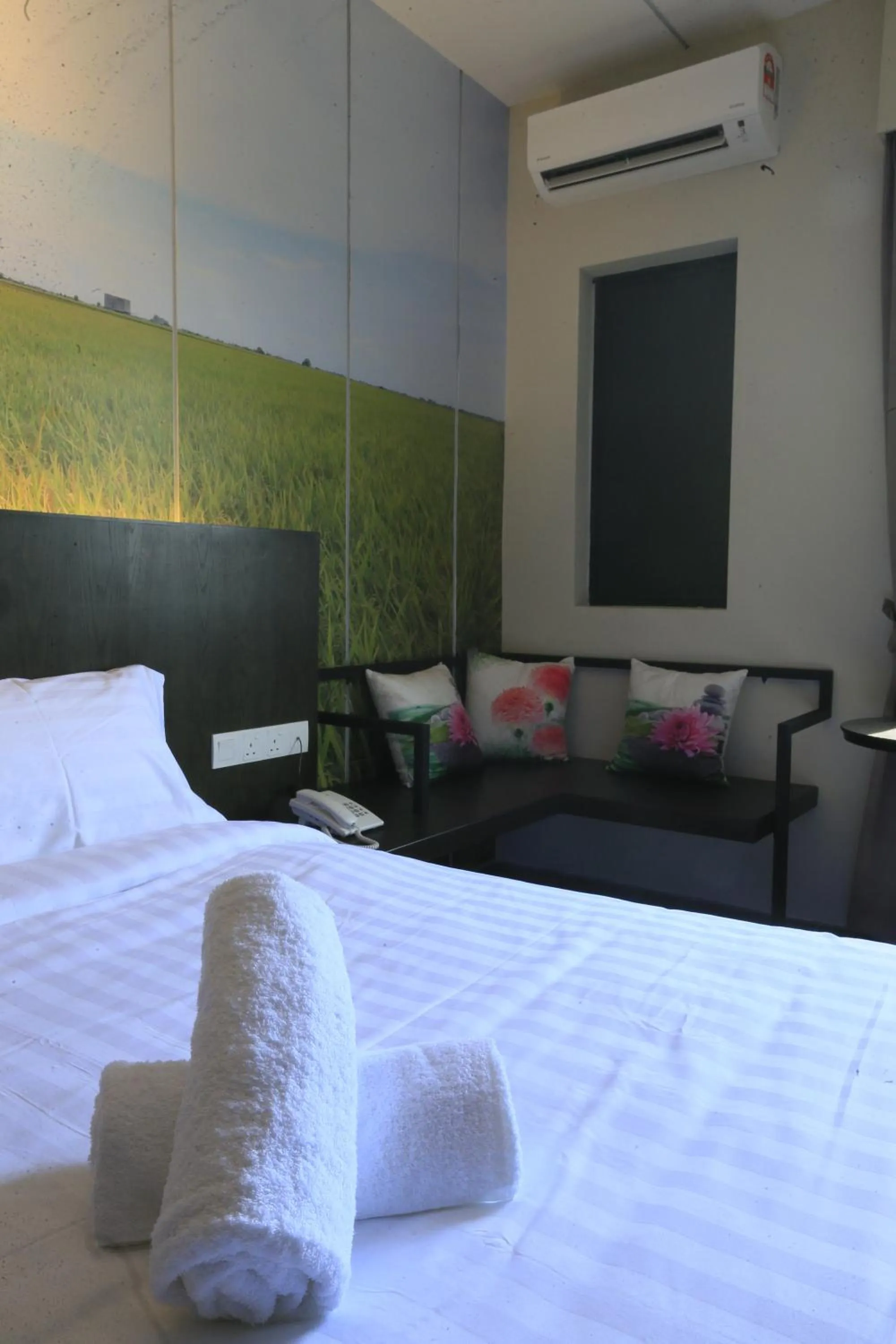 Bed in Vi Boutique Hotel