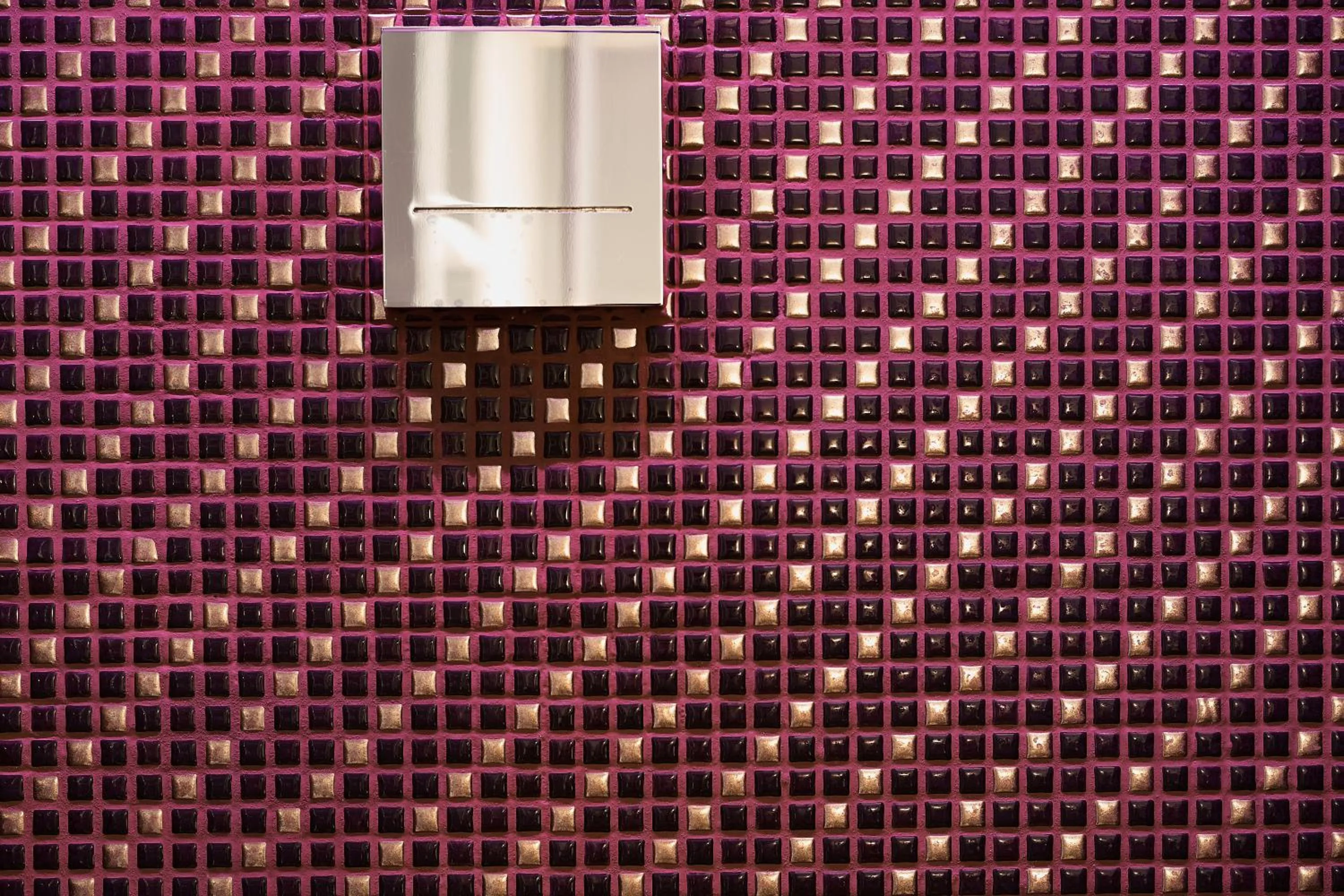 Decorative detail in Ara Suite