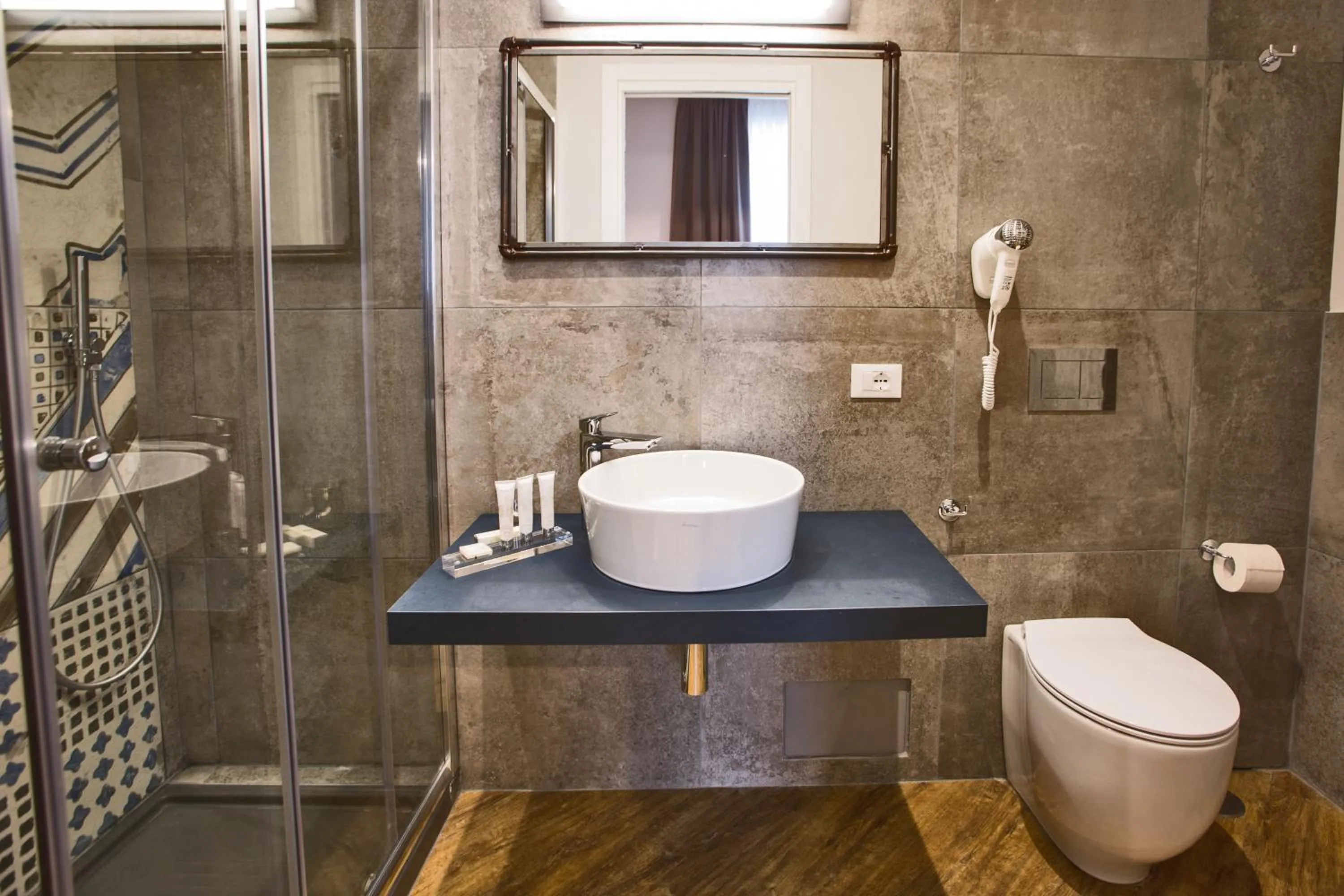 Bathroom in Ara Suite