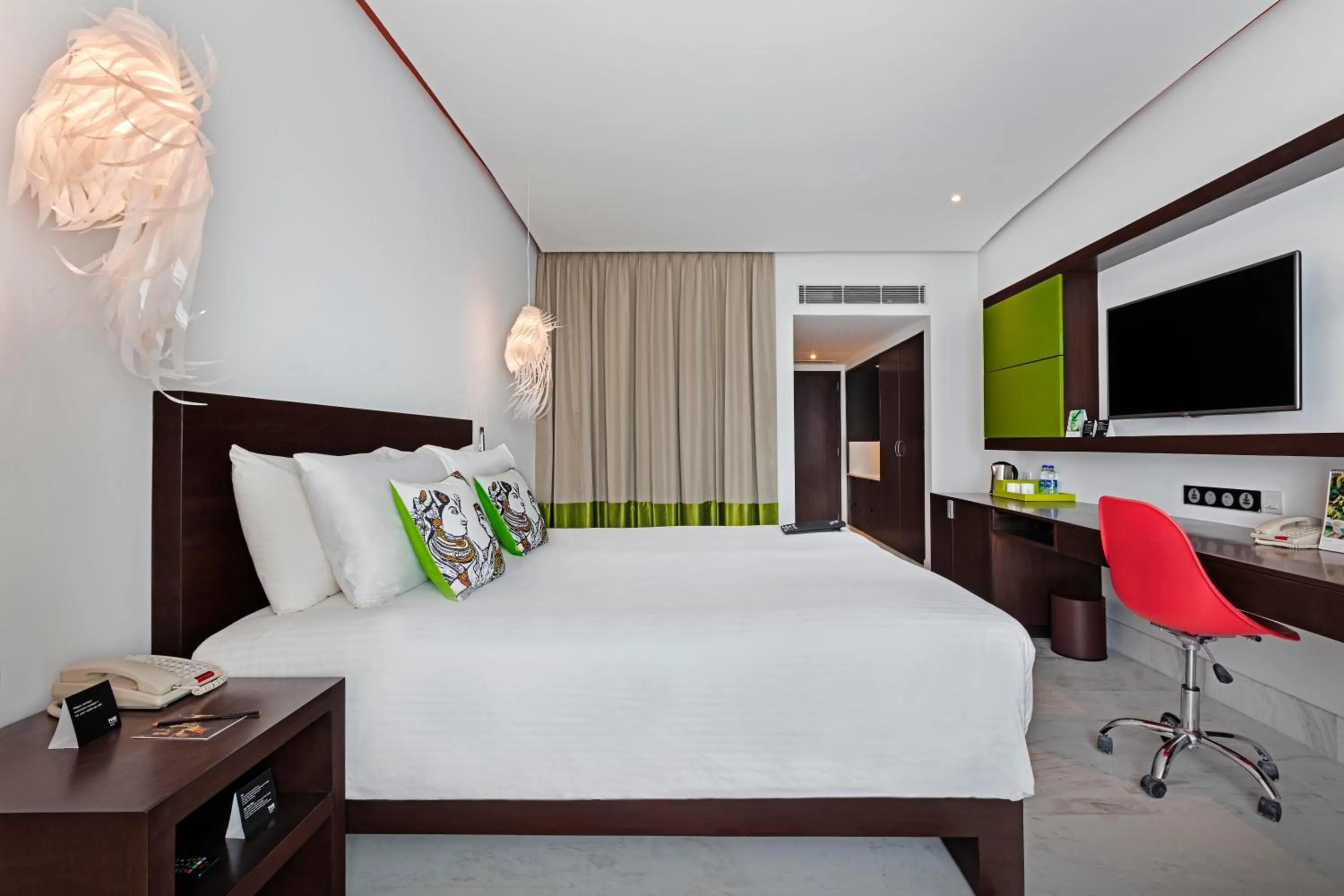 TV and multimedia, Bed in The Park Chennai