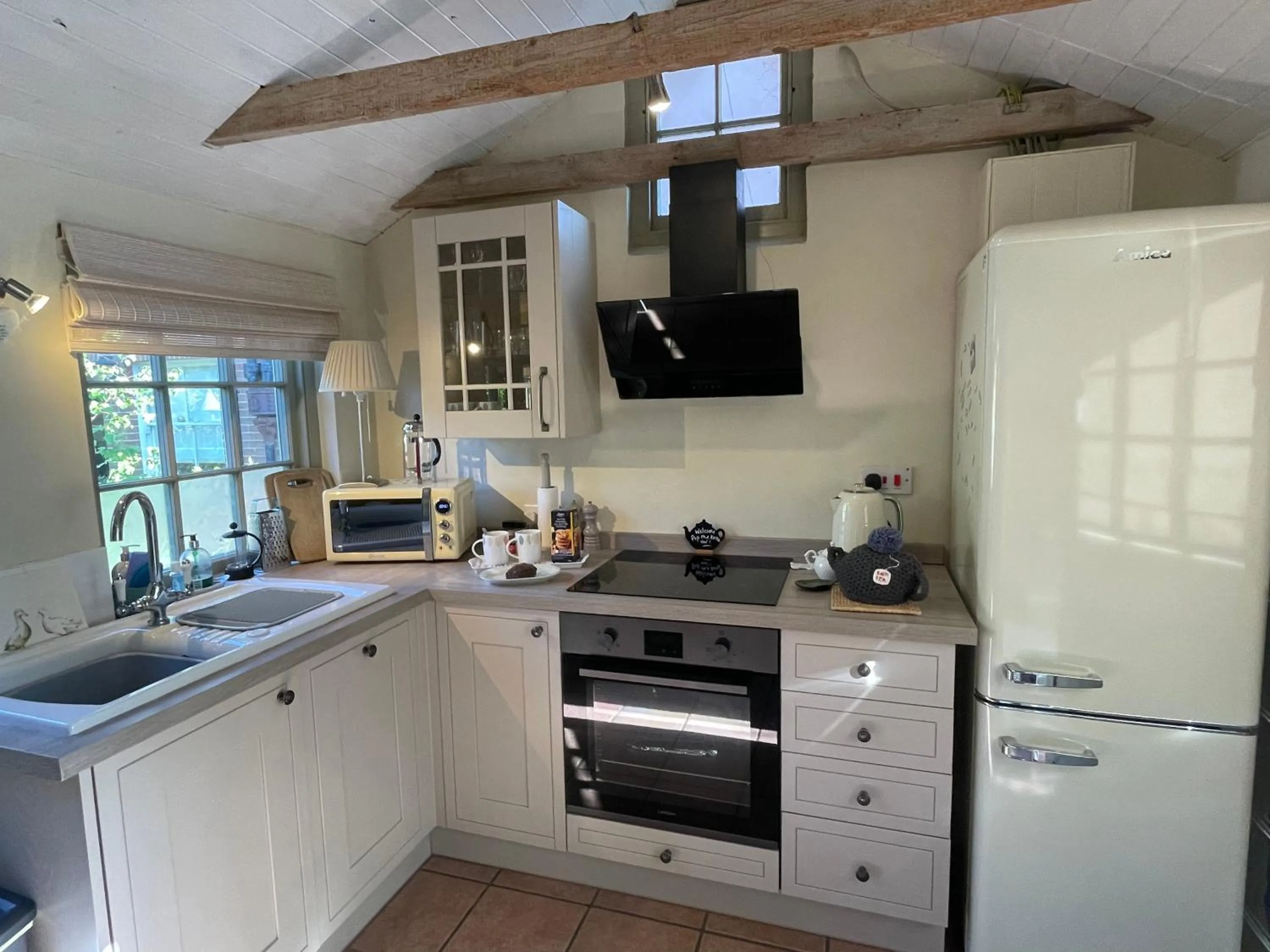 Kitchen or kitchenette in Dairy Cottage Luxury B&B
