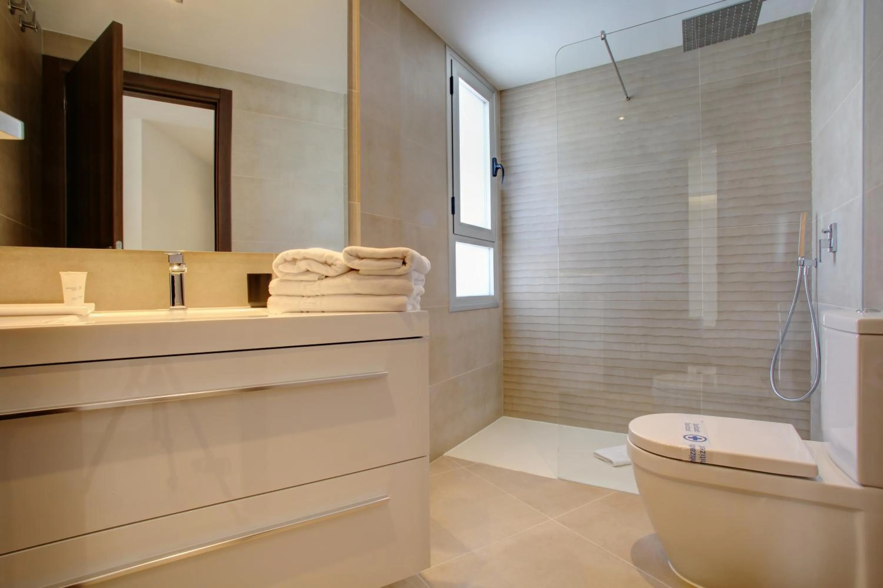 Shower in Aqua Apartments Vento, Marbella