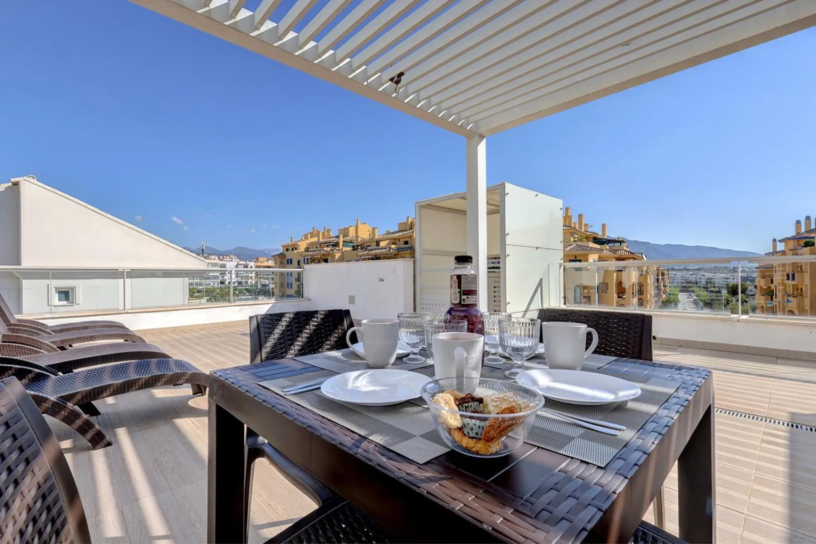 Solarium in Aqua Apartments Vento, Marbella