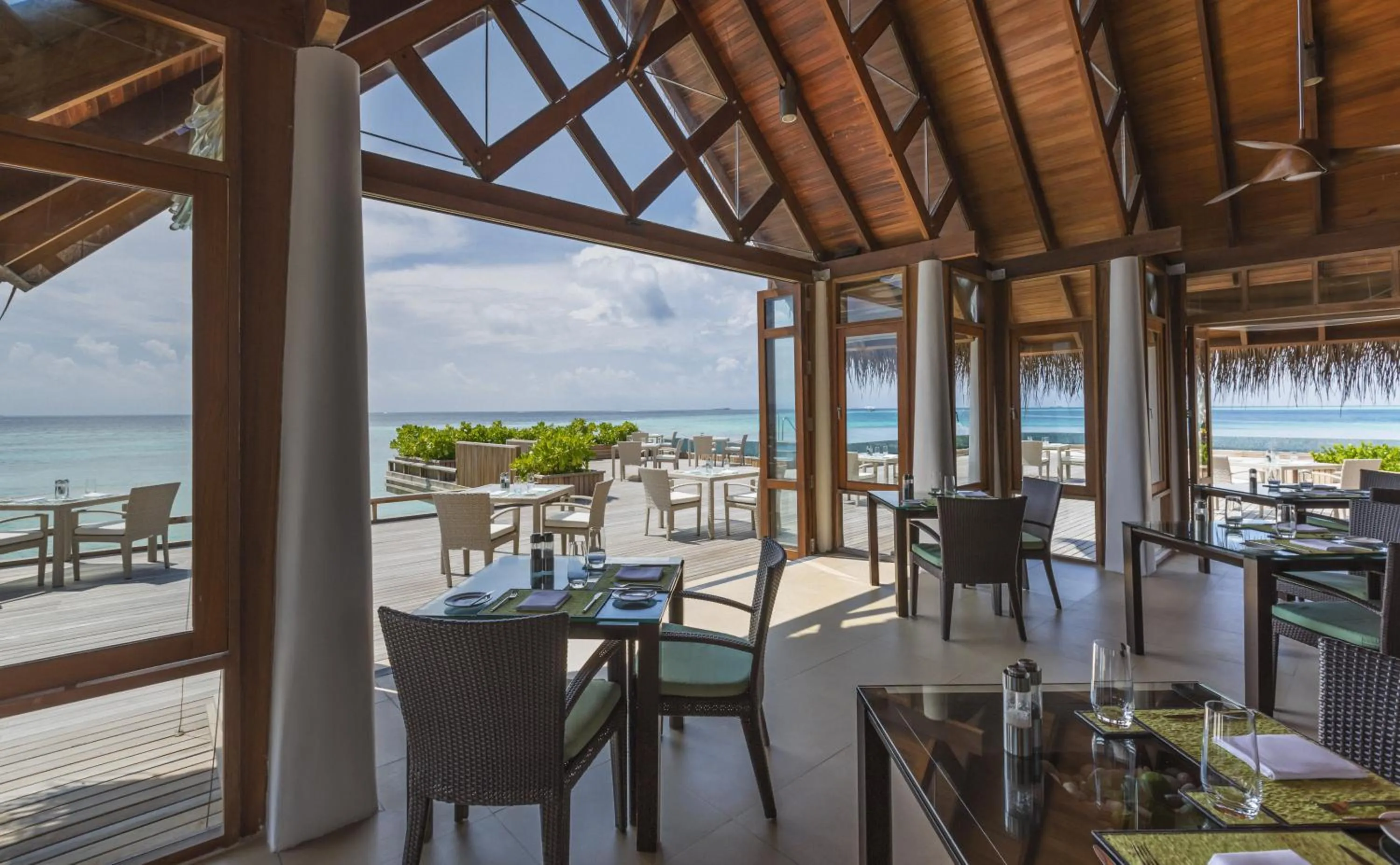 Restaurant/places to eat in Baros Maldives