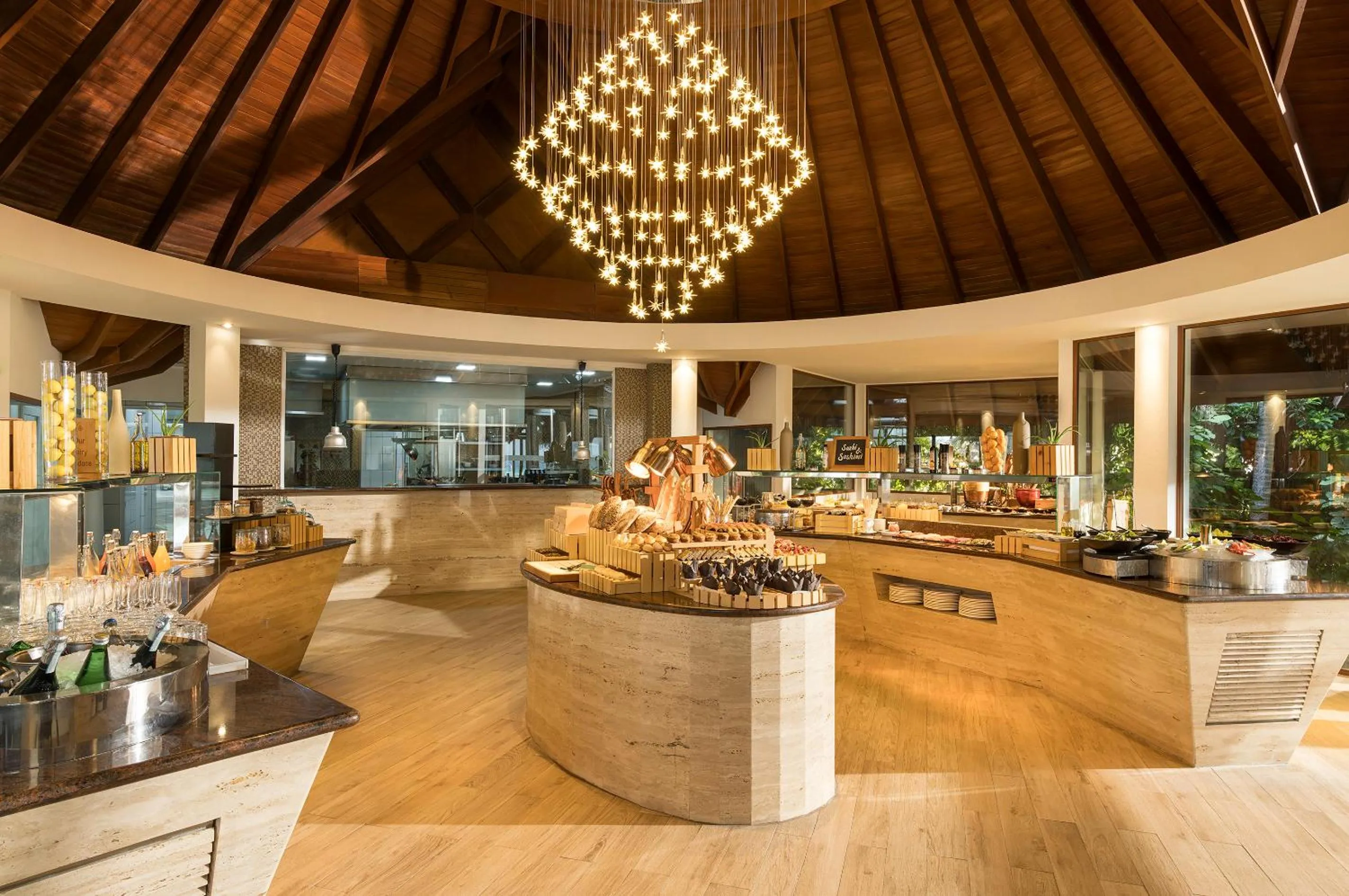 Restaurant/places to eat in Baros Maldives