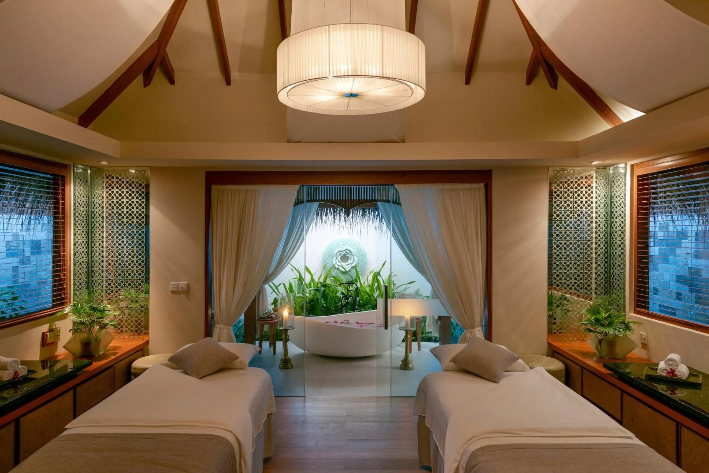 Massage, Bed in Baros Maldives