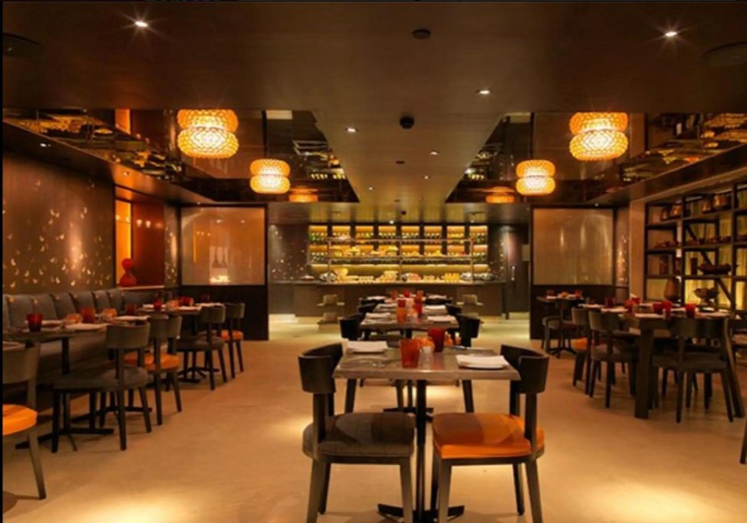 Breakfast in The Park Bangalore, MG Road