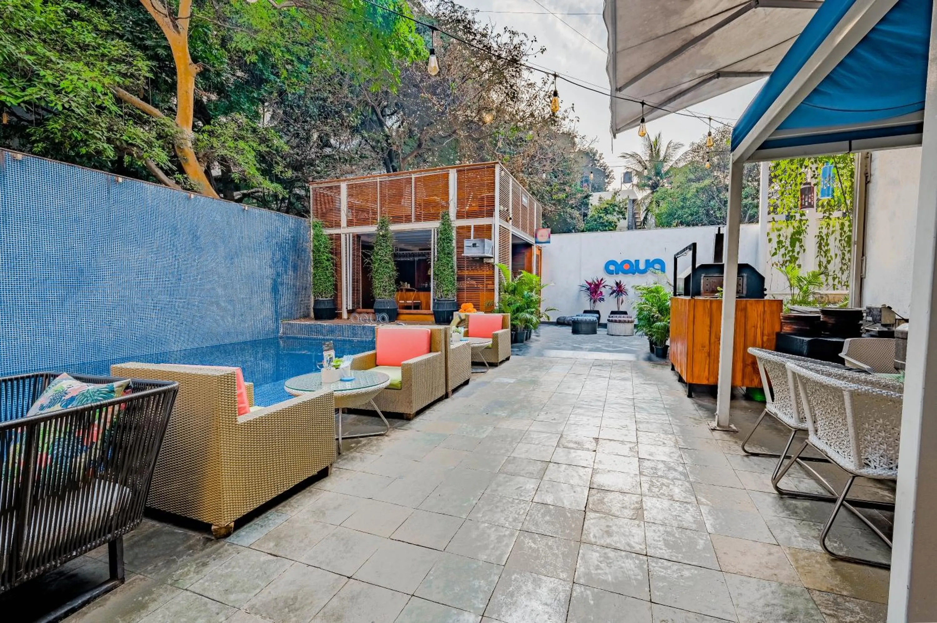 Restaurant/places to eat in The Park Bangalore, MG Road