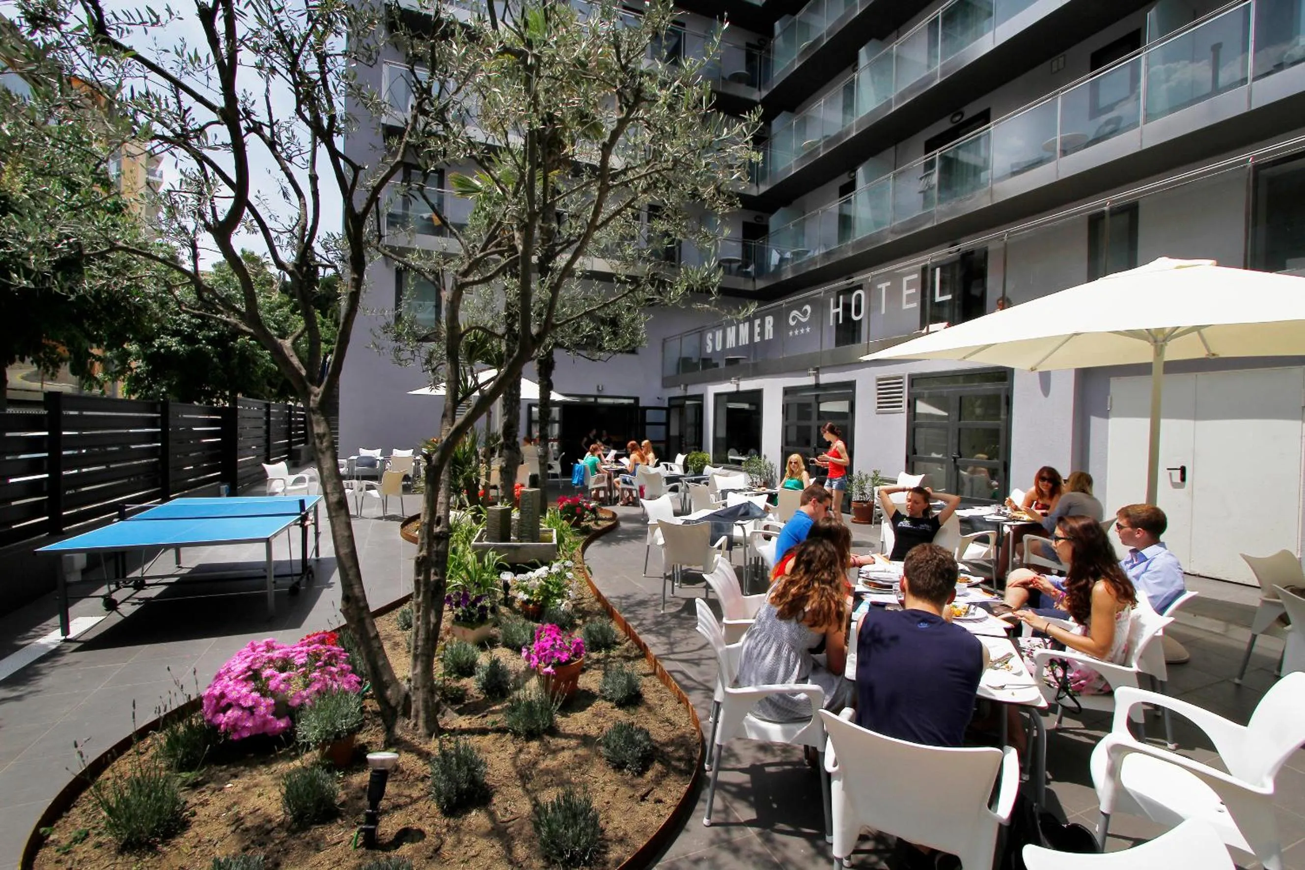 Patio in Summer Hotel