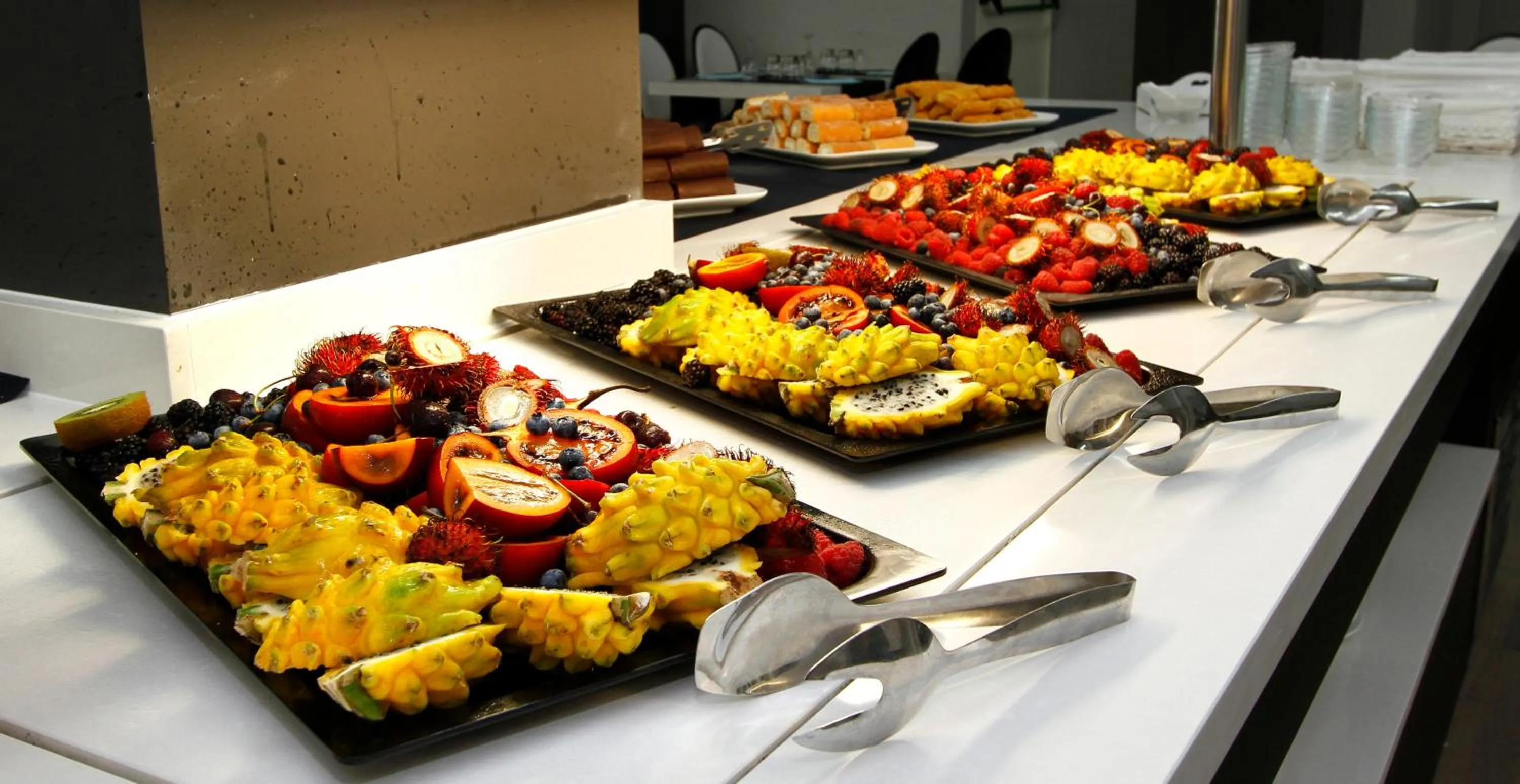 Food and drinks in Summer Hotel