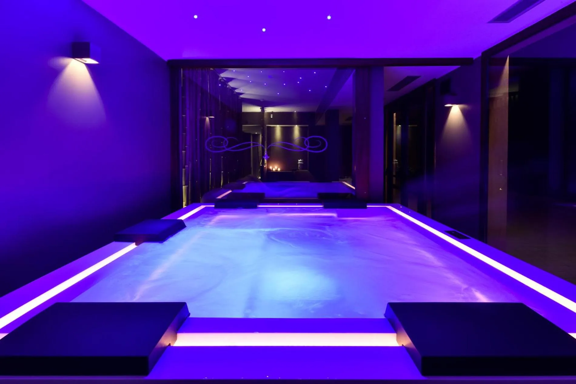 Hot Spring Bath in Hotel Parco Degli Aromi Resort & SPA