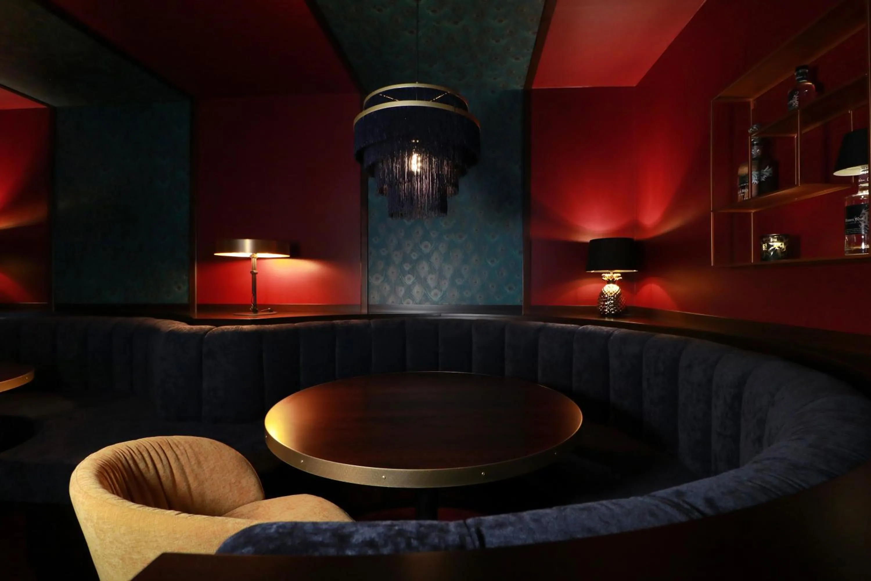 Restaurant/places to eat in Haverkamp Suites