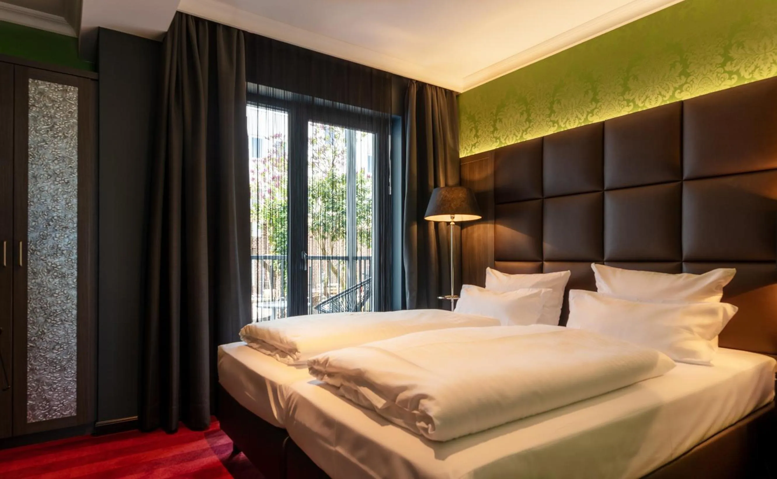 Bedroom, Bed in Haverkamp Suites