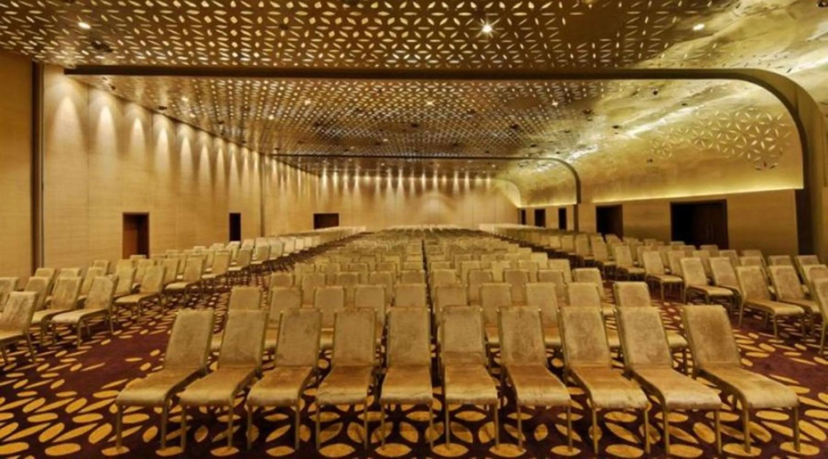 Business facilities in The Park Hyderabad, Banjara Hills near Hussain Sagar Lake