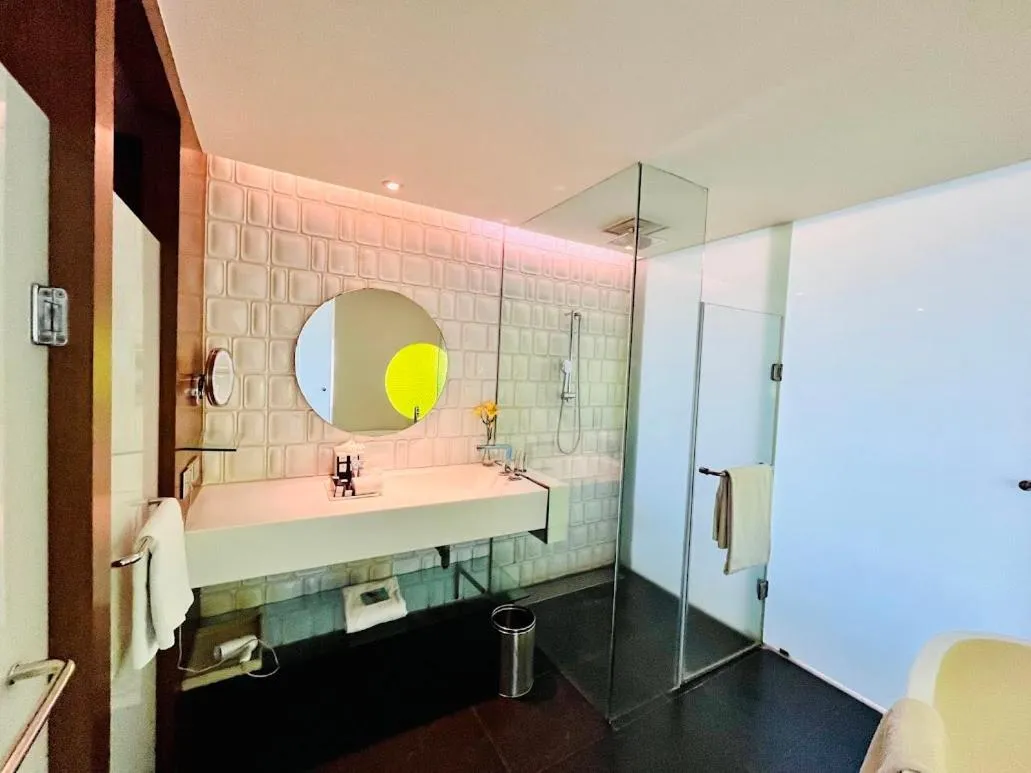 Shower in The Park Hyderabad, Banjara Hills near Hussain Sagar Lake