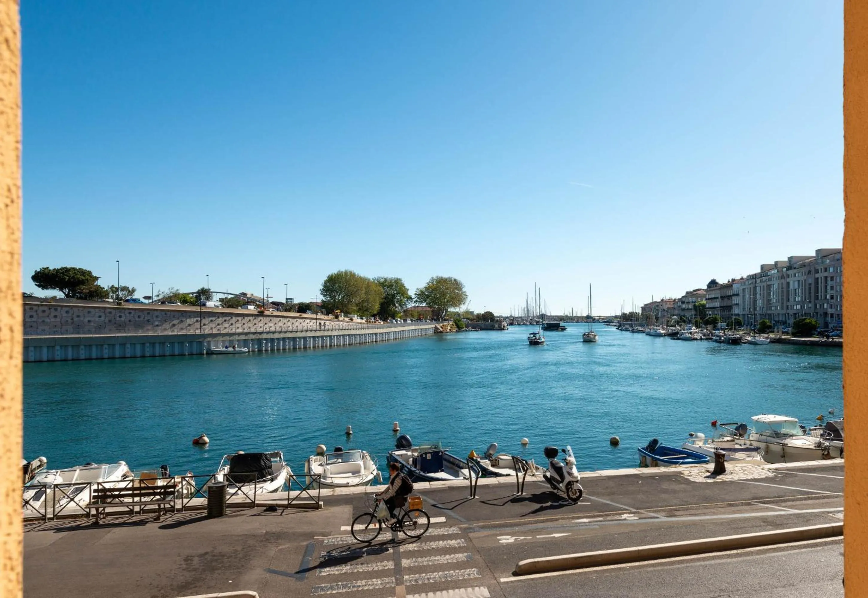 Sea view in B&B HOTEL Sète Centre Gare