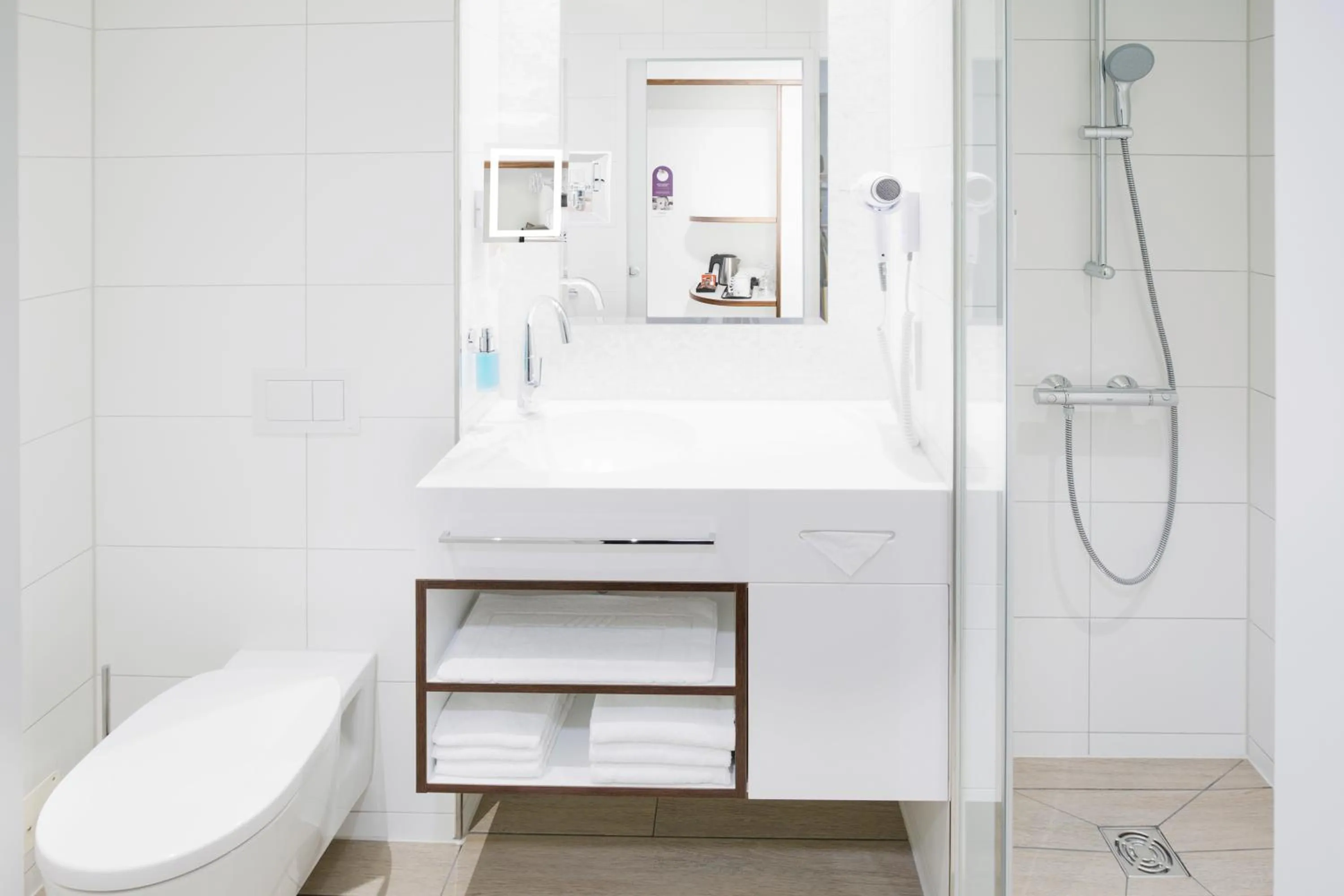 Bathroom in Hotel MOA Berlin