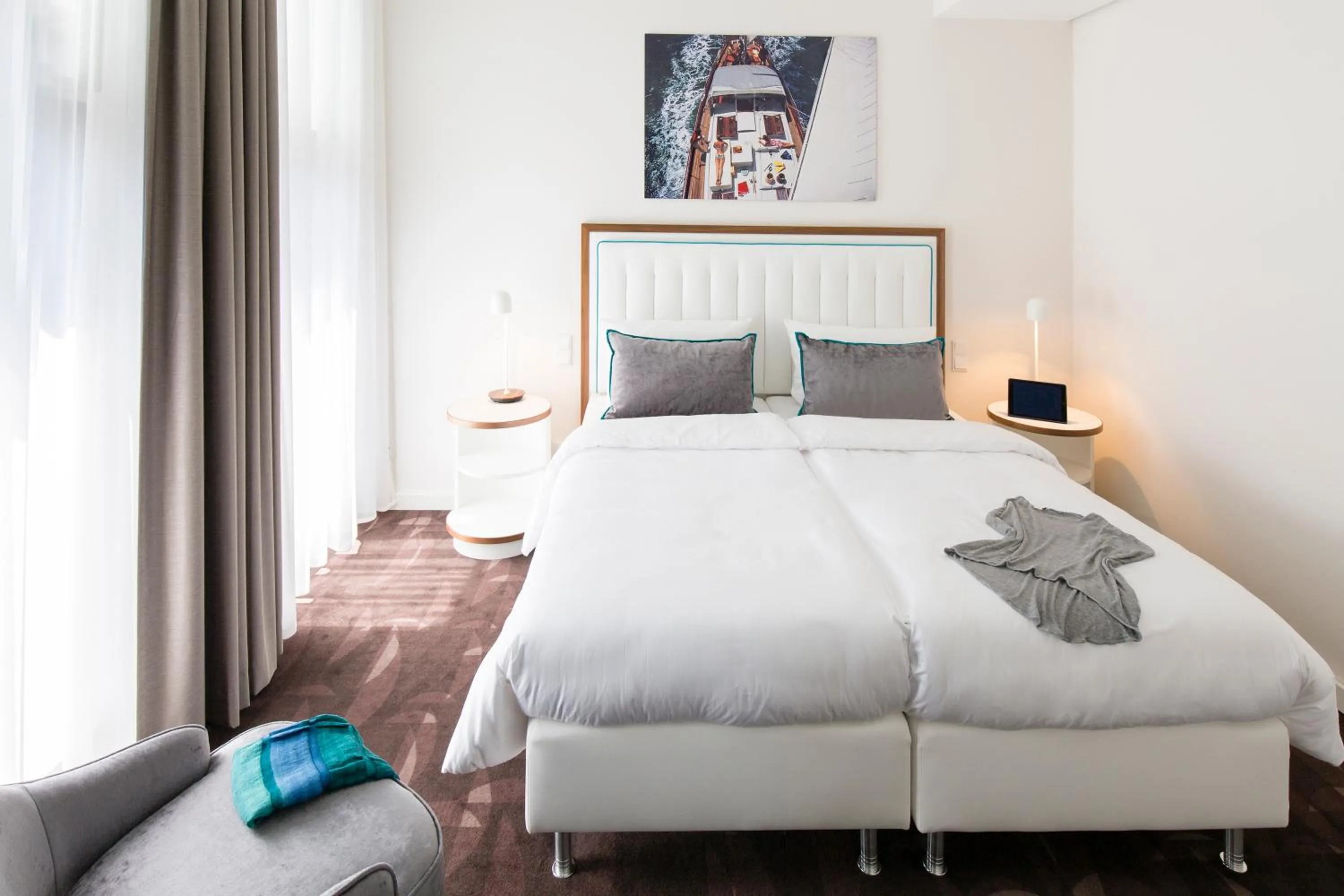 Bed in Hotel MOA Berlin