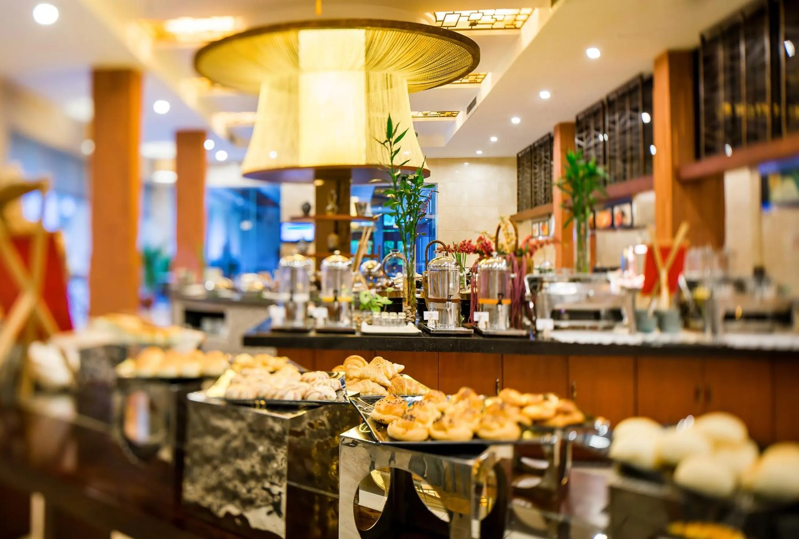 Breakfast in Luhuitou State Guesthouse & Resort