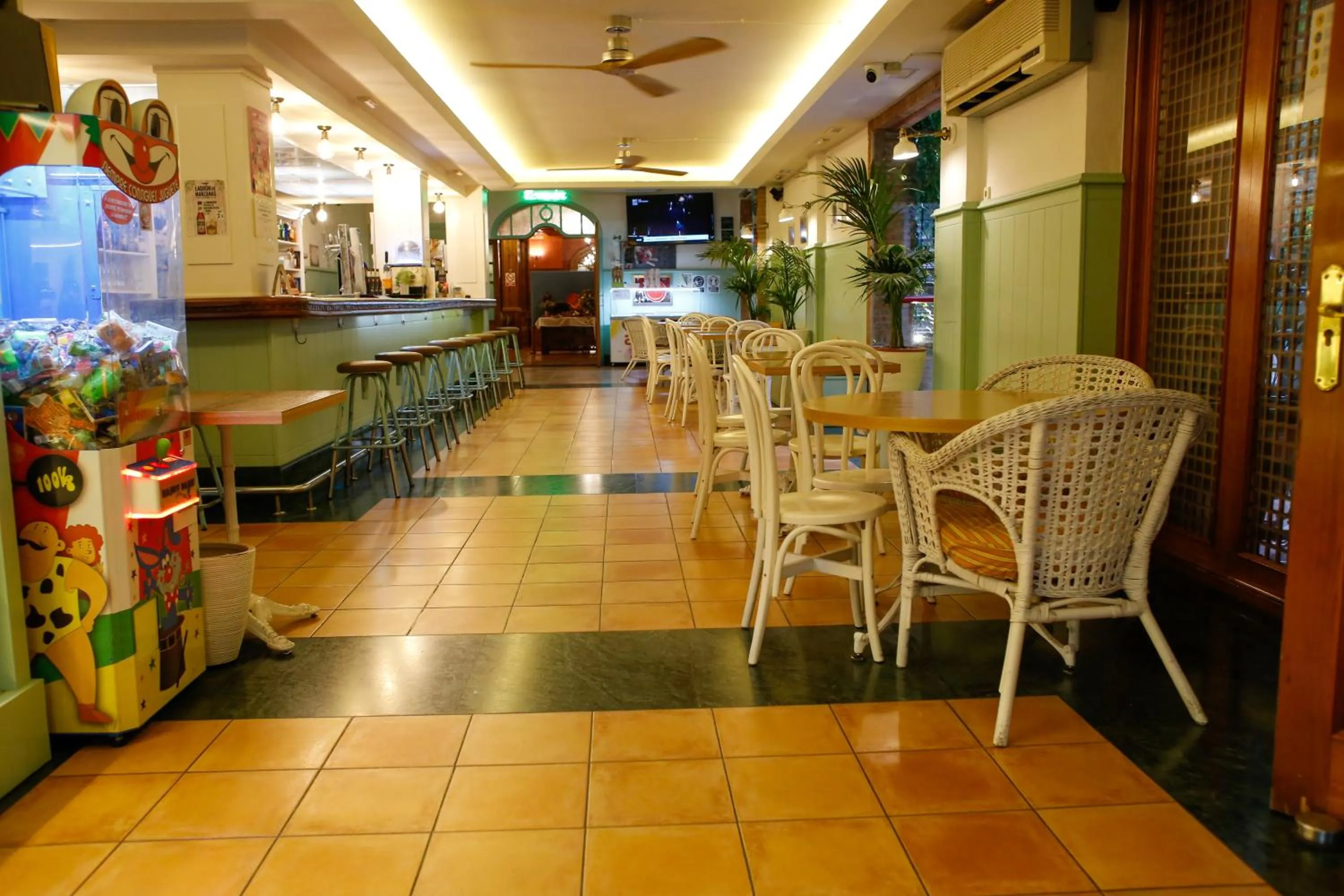 Lounge or bar in Hotel Plaza Manjón