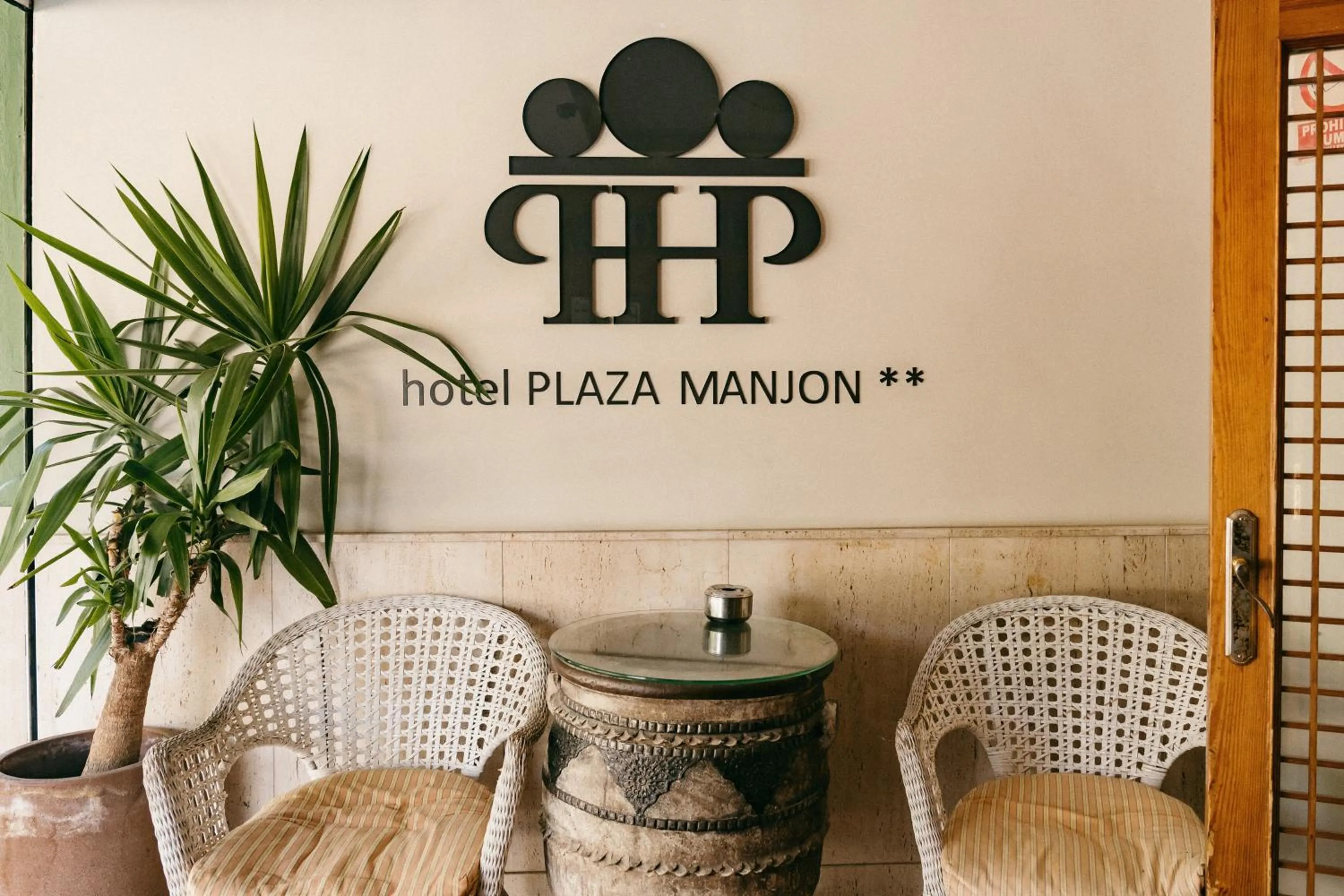 Property logo or sign in Hotel Plaza Manjón