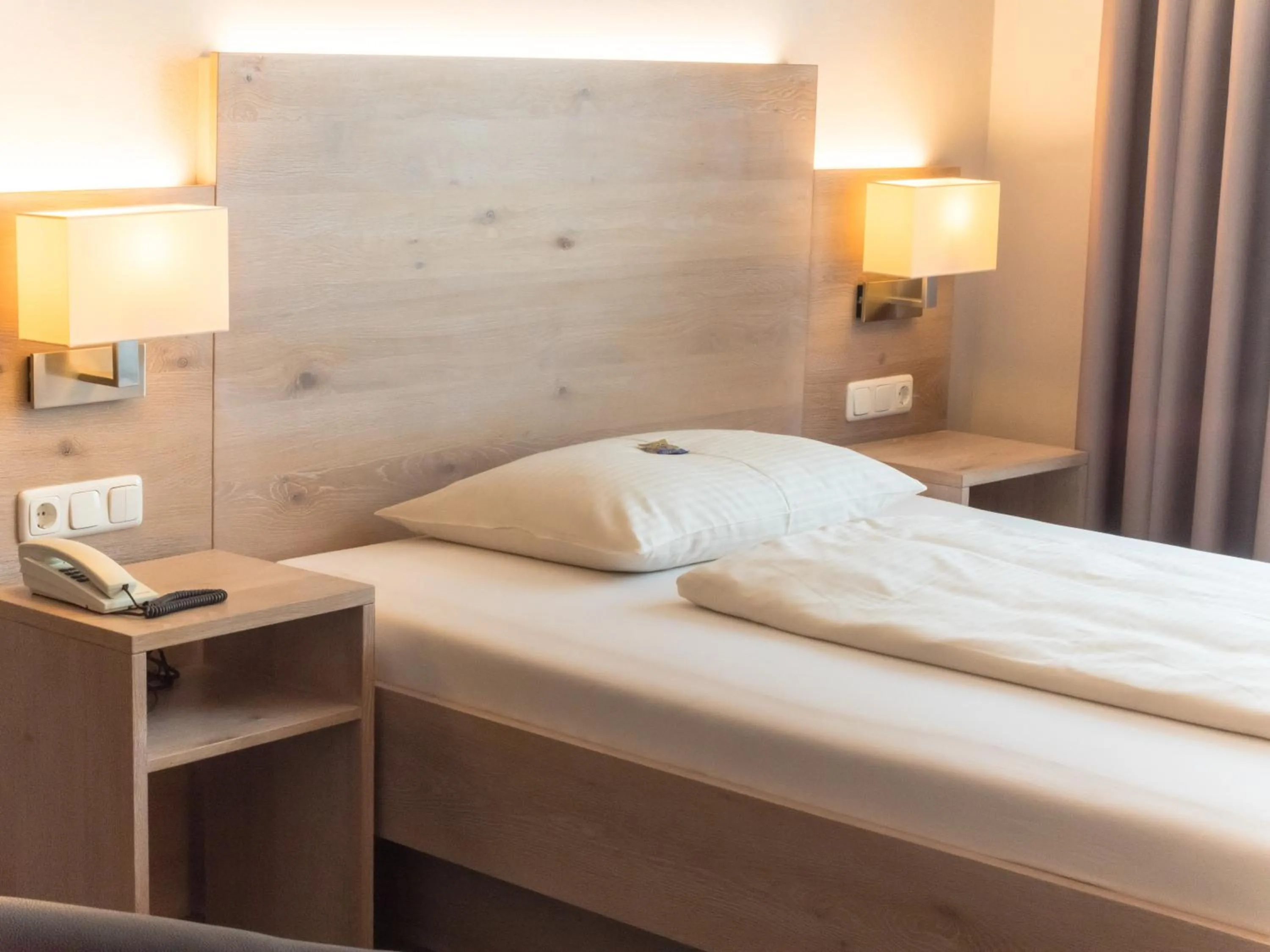 Photo of the whole room, Bed in Hotel Lutter