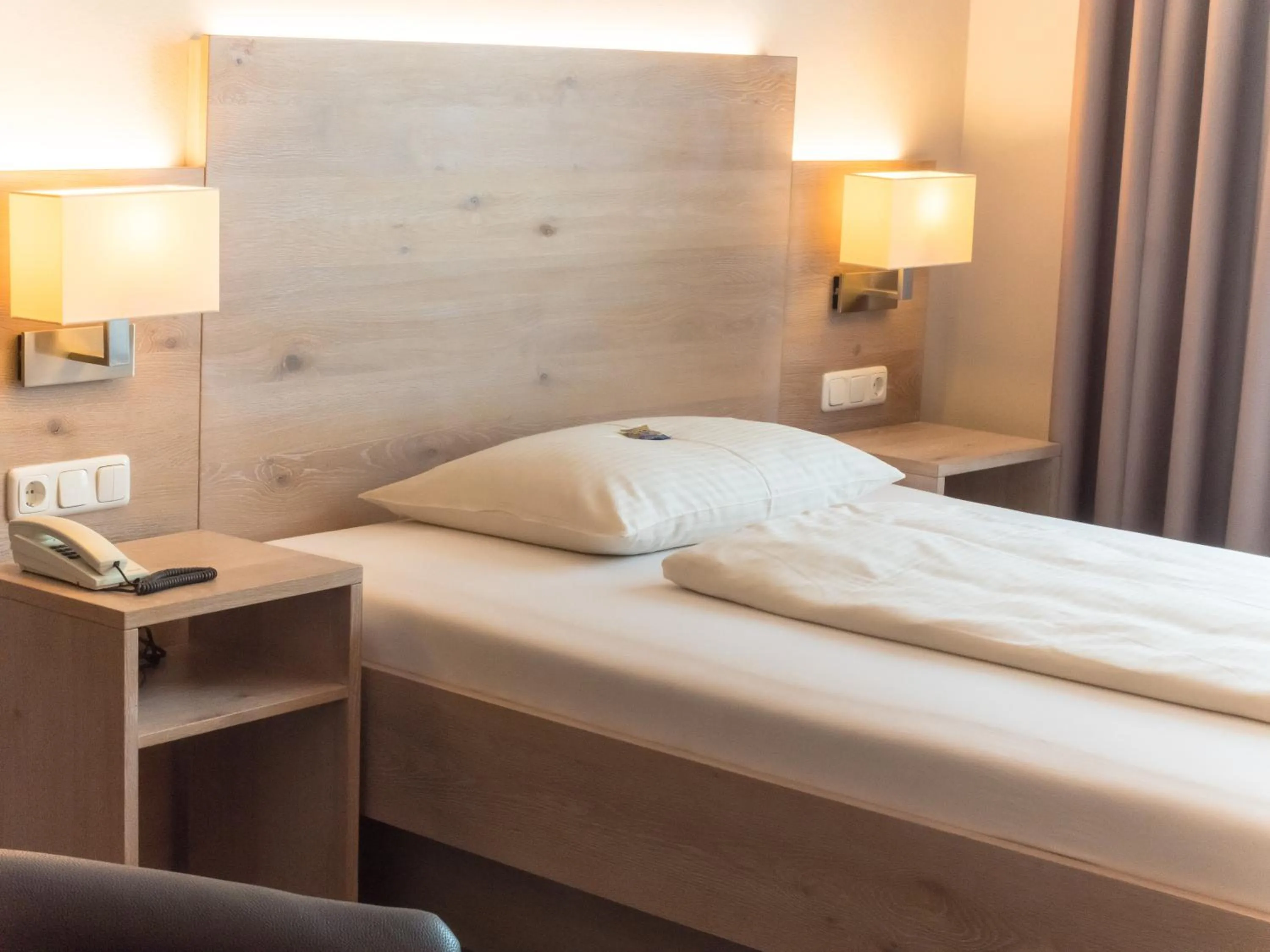 Photo of the whole room, Bed in Hotel Lutter