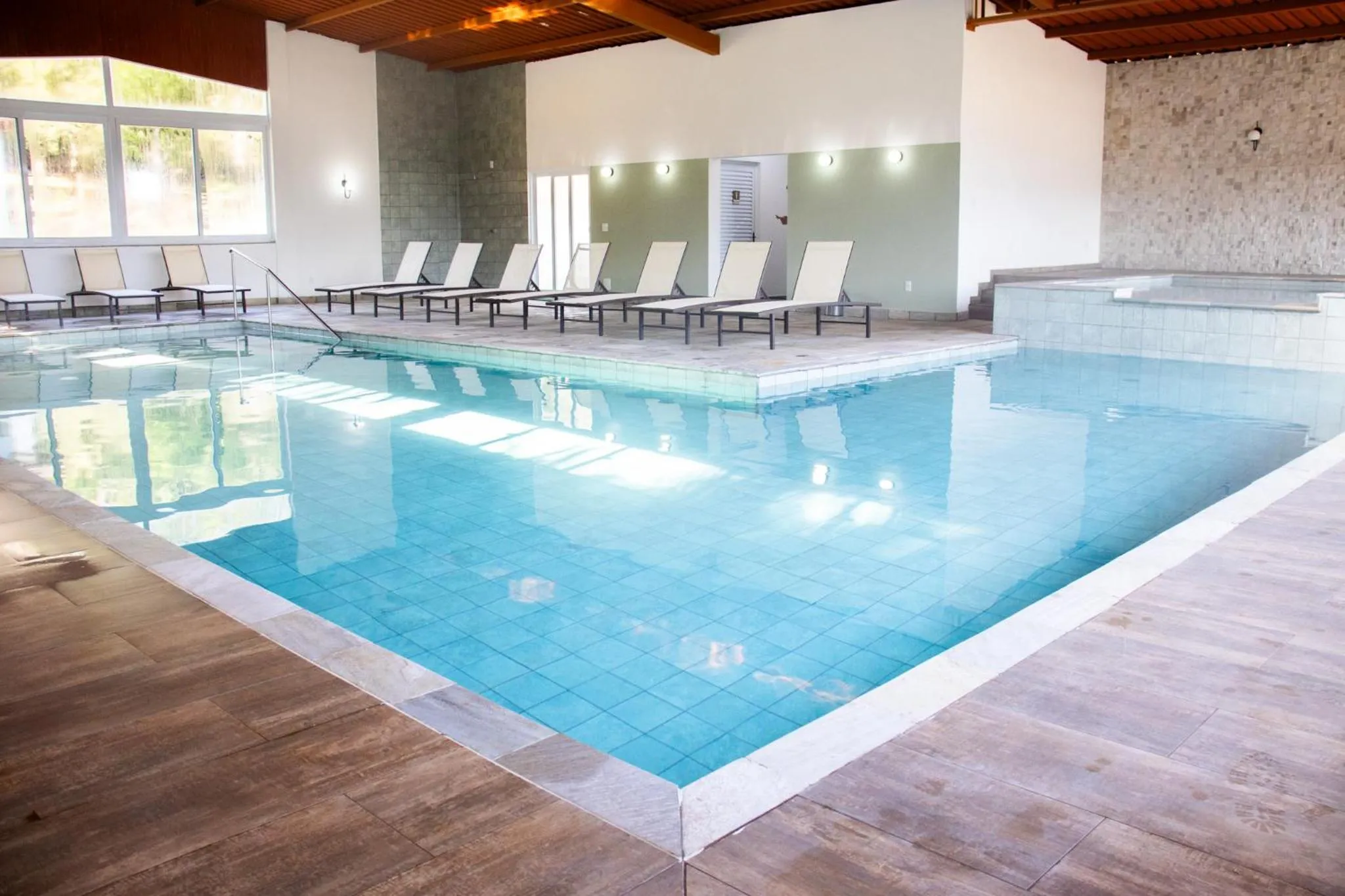 Swimming pool in Hotel Fazenda Vale da Cachoeira