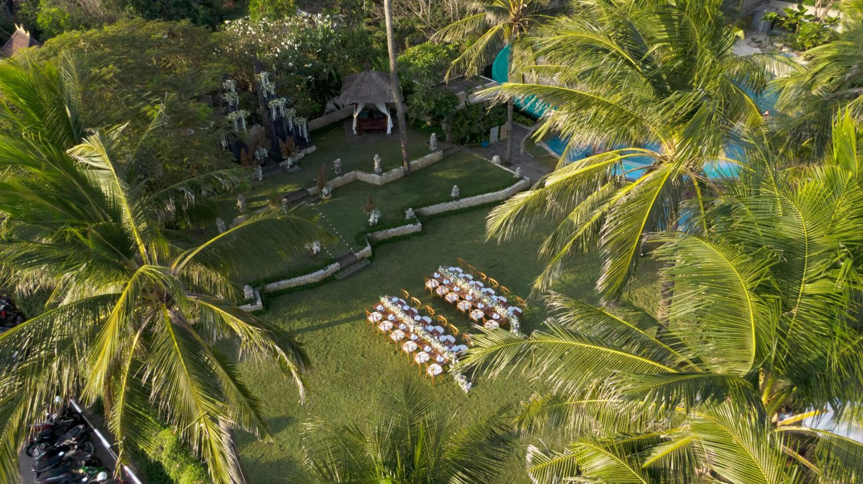 Garden in Bali Mandira Beach Resort & Spa