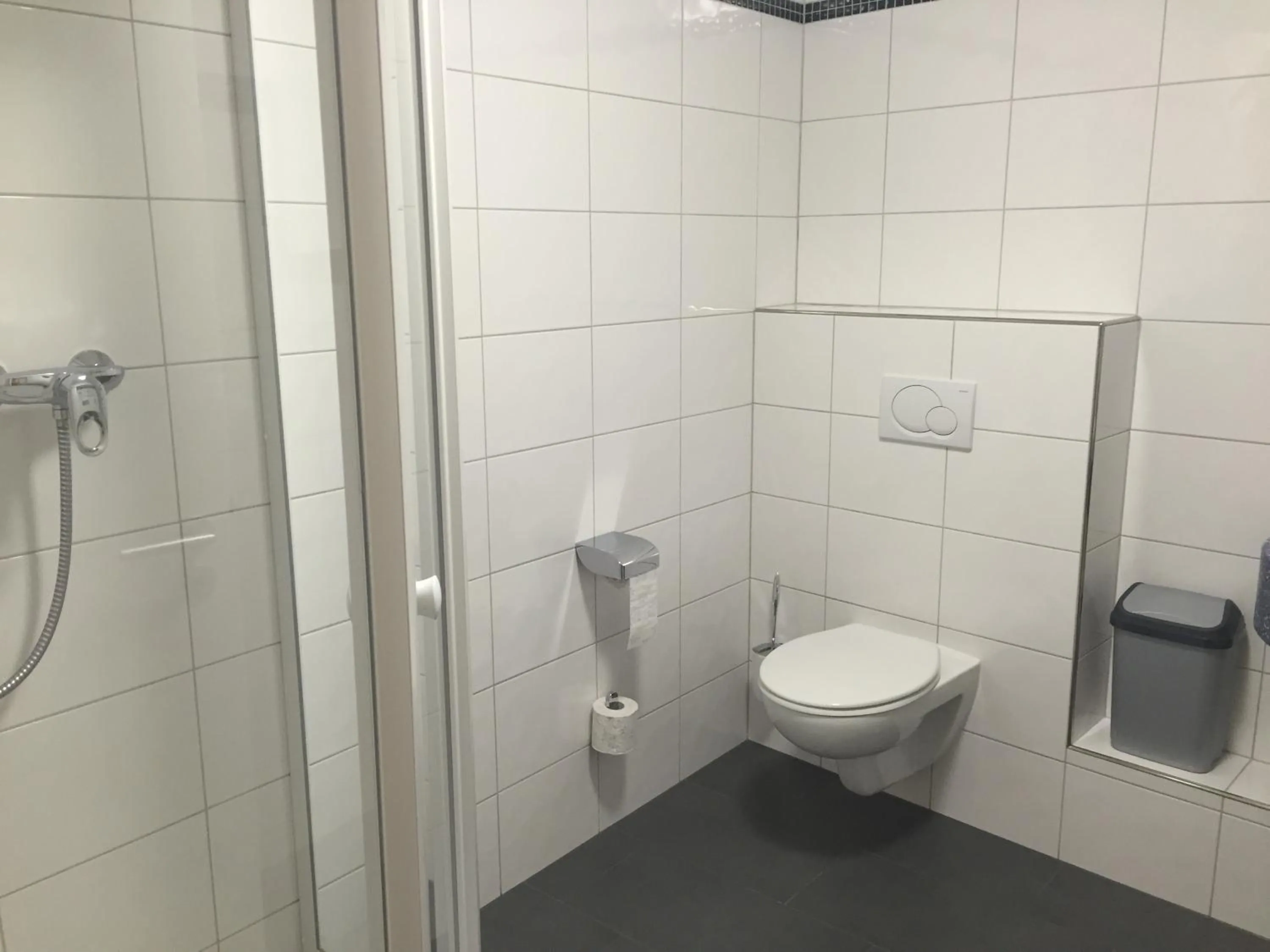 Toilet in Hotel Görres