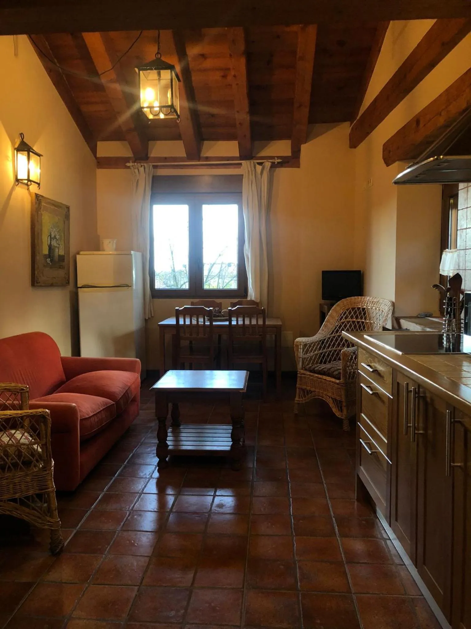 Dining area in Apartamentos Lobiche