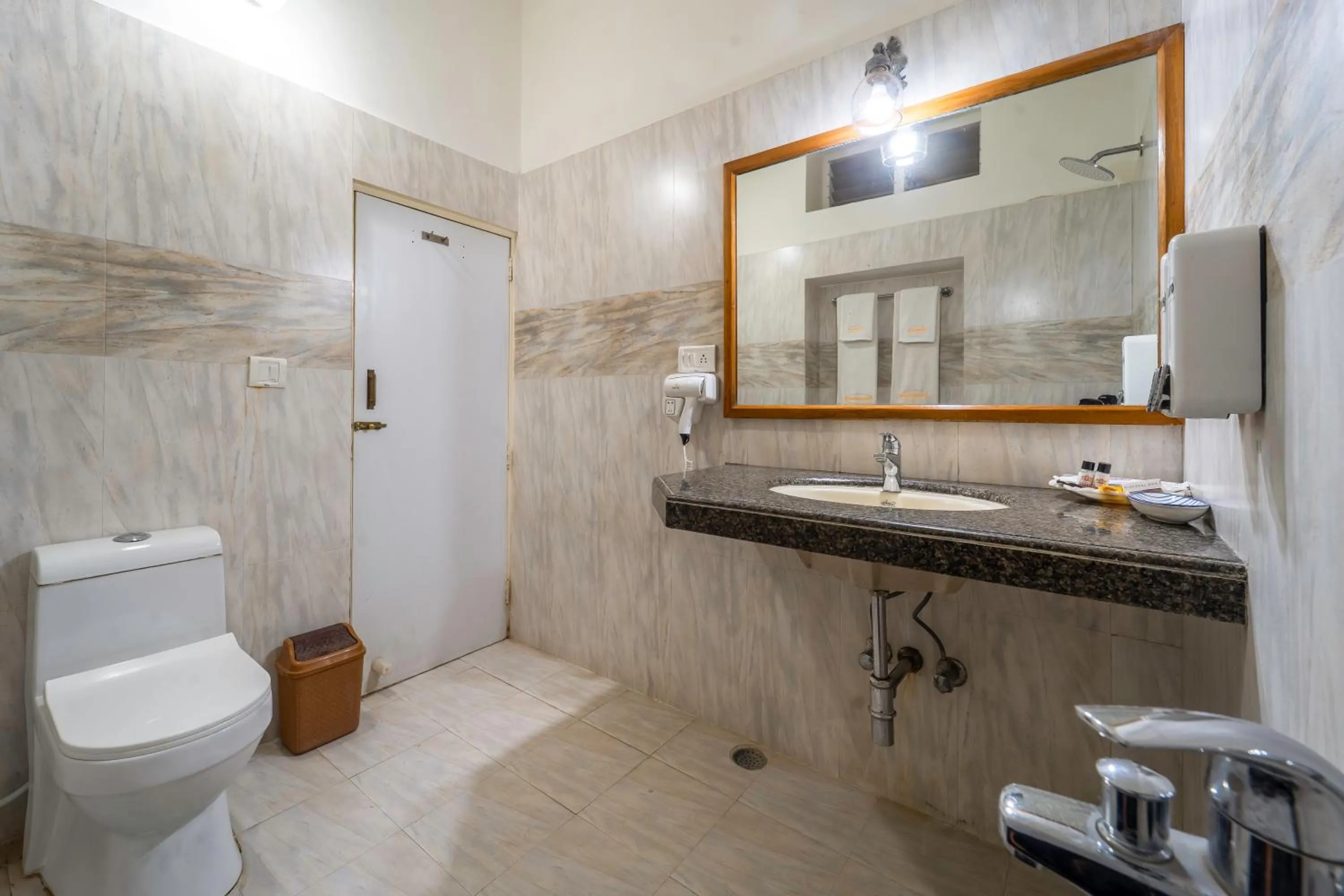 Bathroom in Hotel Chandrawati Palace