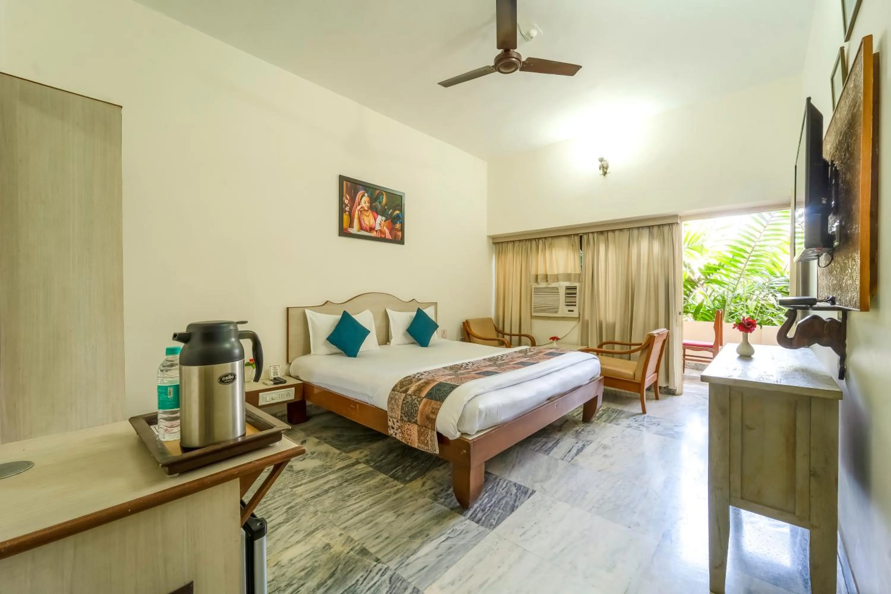 Bedroom, Bed in Hotel Chandrawati Palace