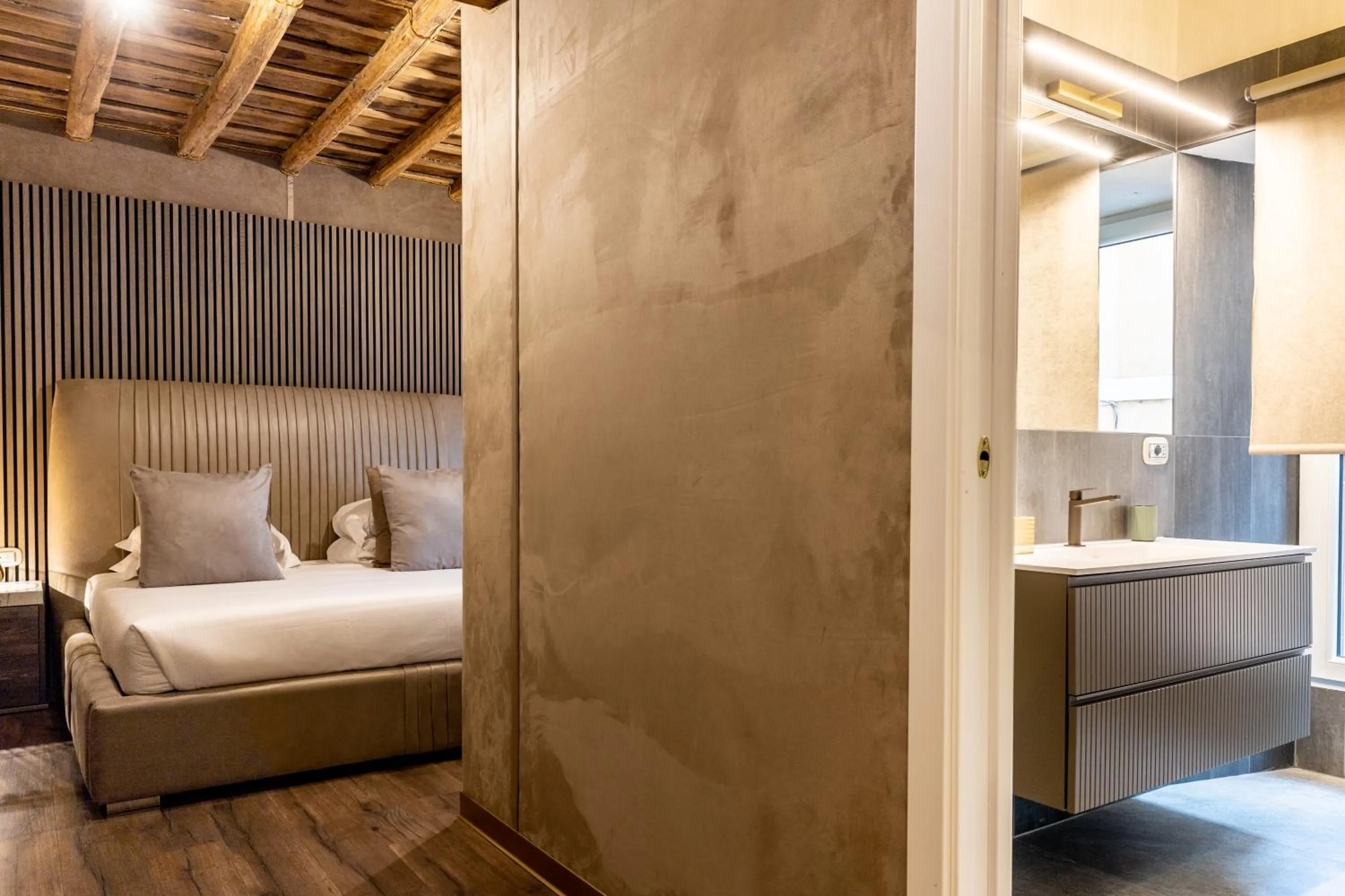 Bed in LE RÊVE DE NAIM Roma