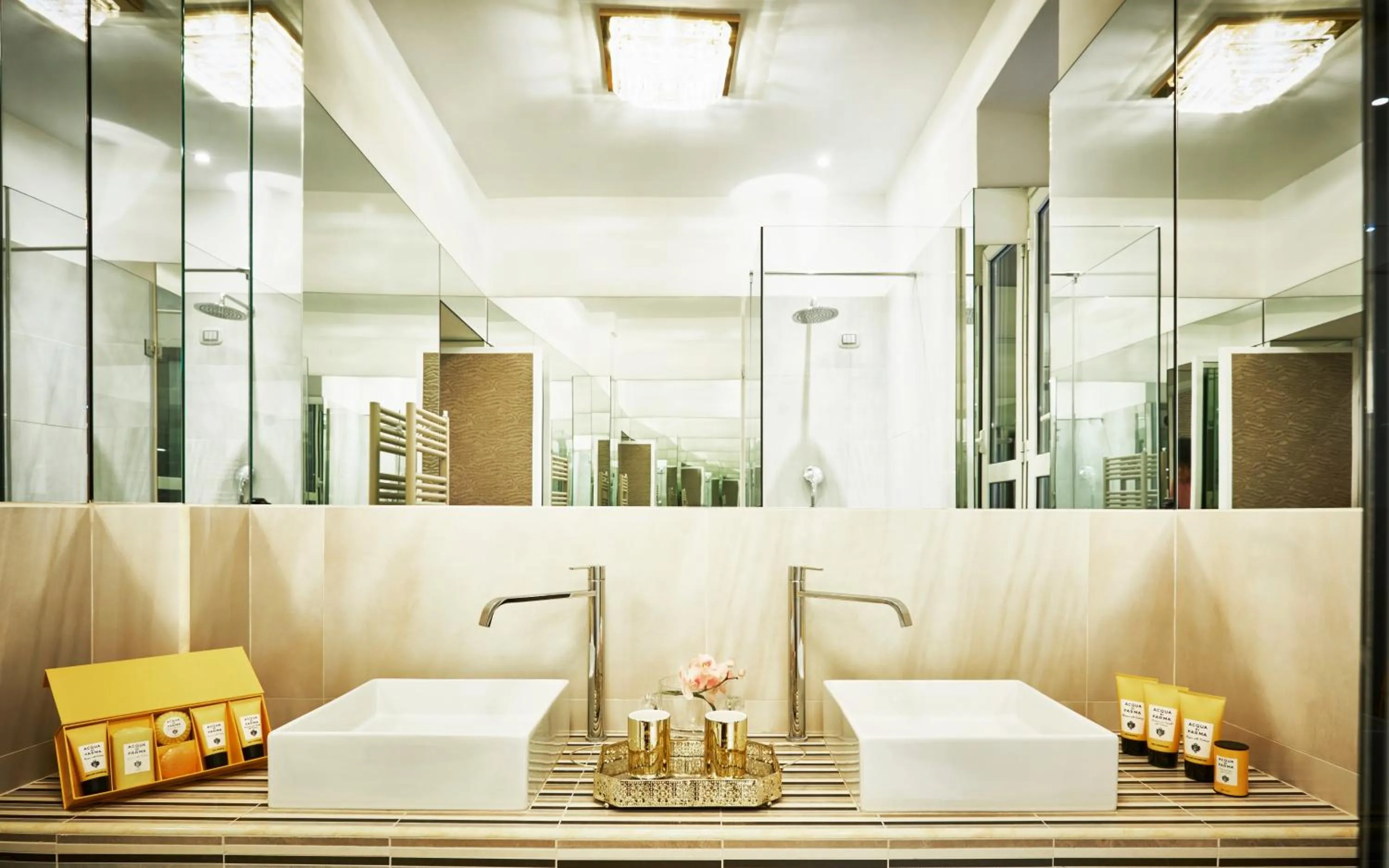 Bathroom in LE RÊVE DE NAIM Roma