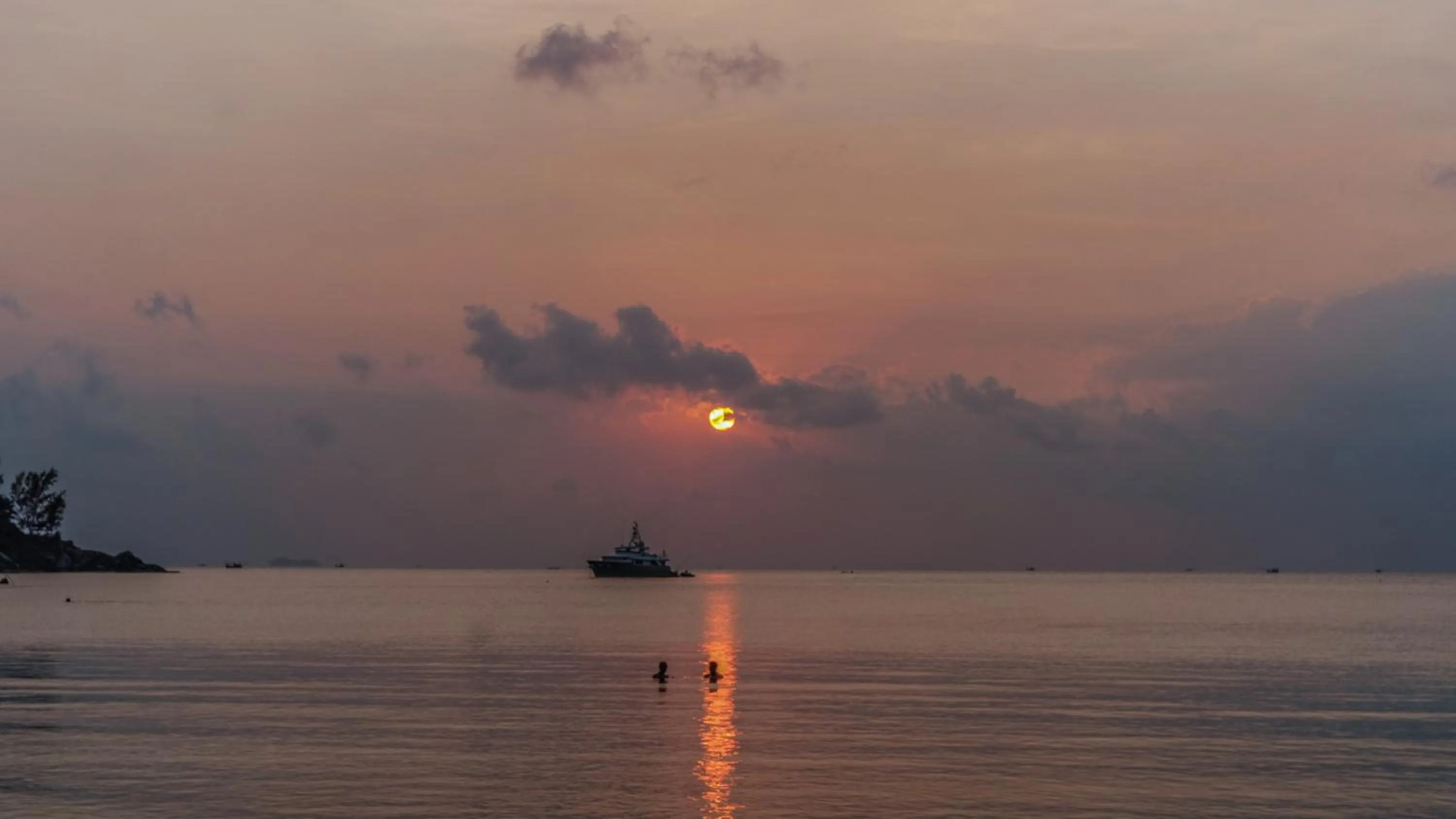 Natural landscape in Villa Cha-Cha Salad Beach Koh Phangan