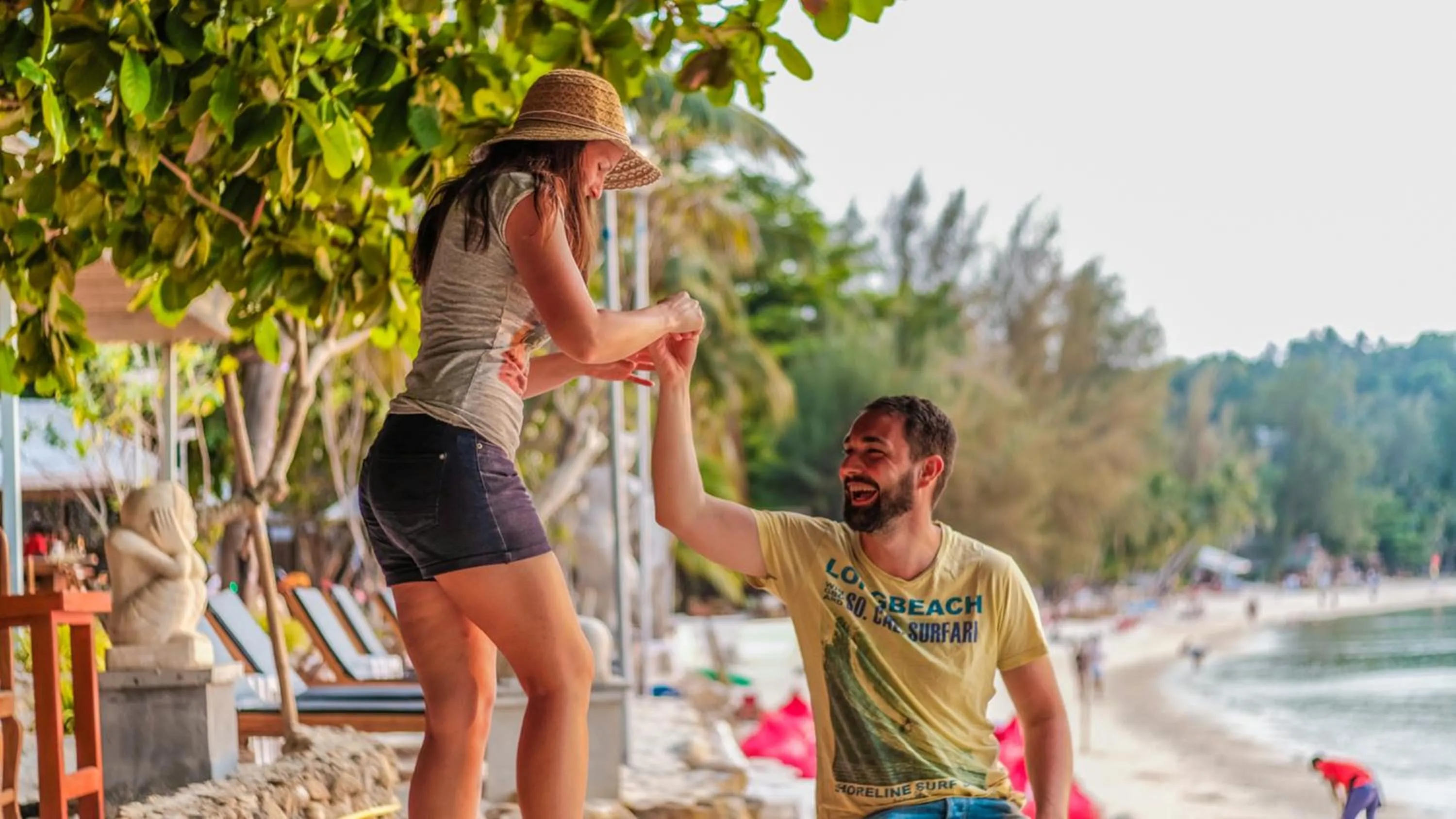 People in Villa Cha-Cha Salad Beach Koh Phangan