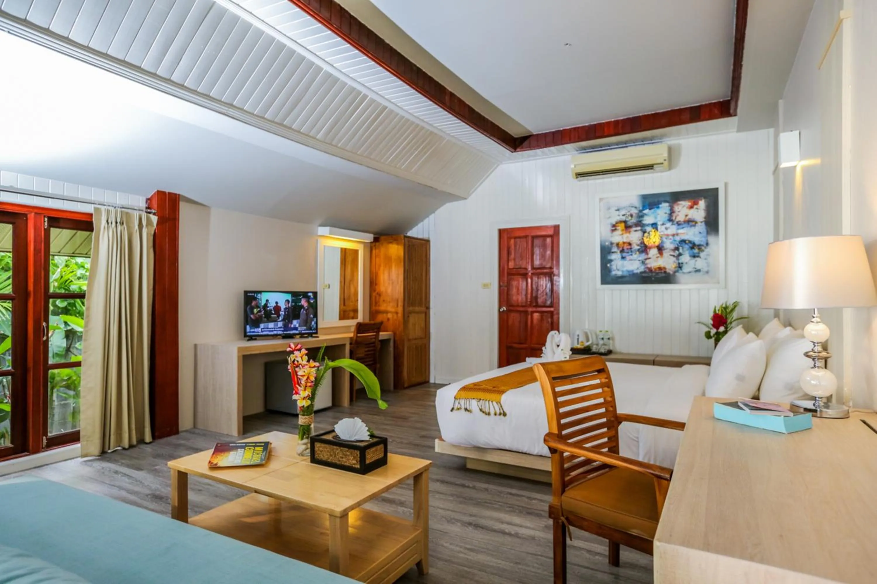 TV and multimedia, Bed in Villa Cha-Cha Salad Beach Koh Phangan