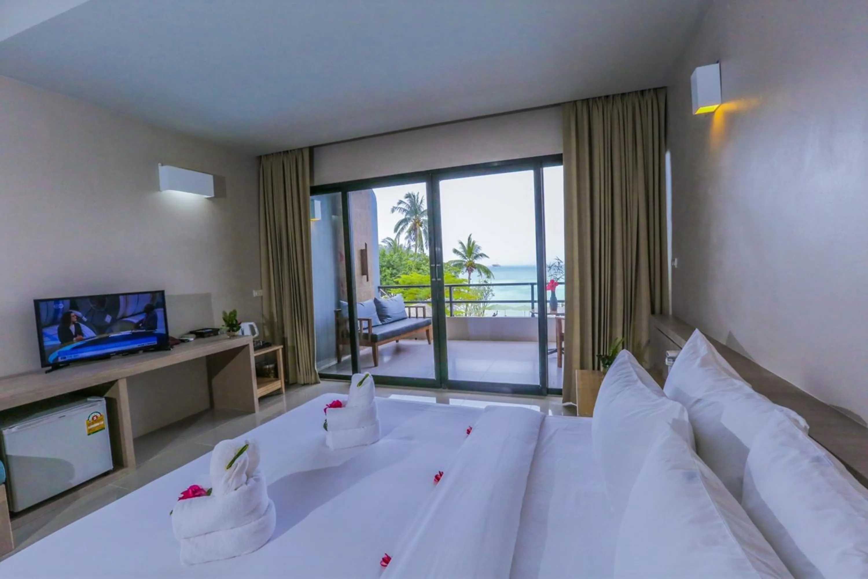 TV and multimedia, Bed in Villa Cha-Cha Salad Beach Koh Phangan