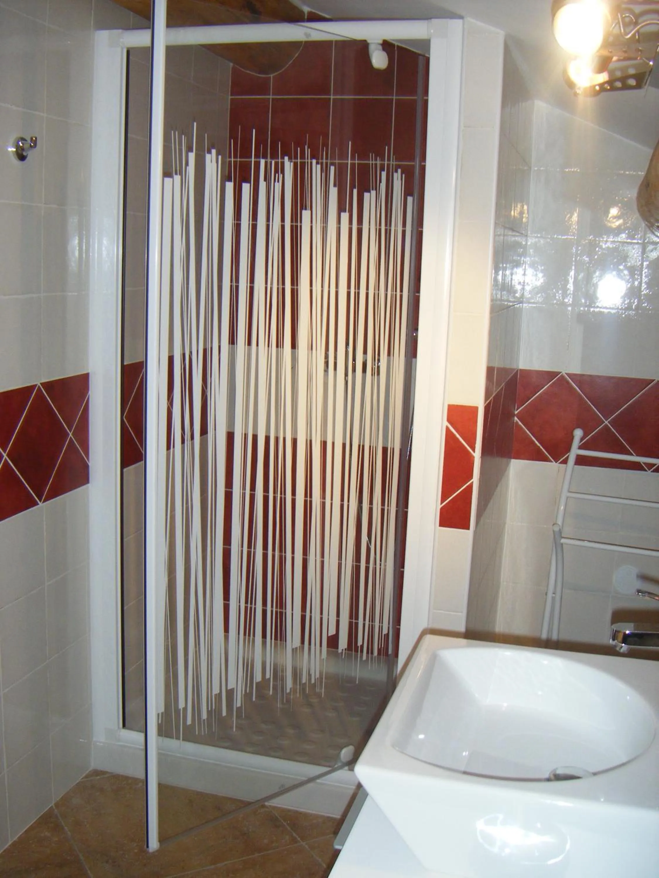 Bathroom in Hotel Le Saint Jean