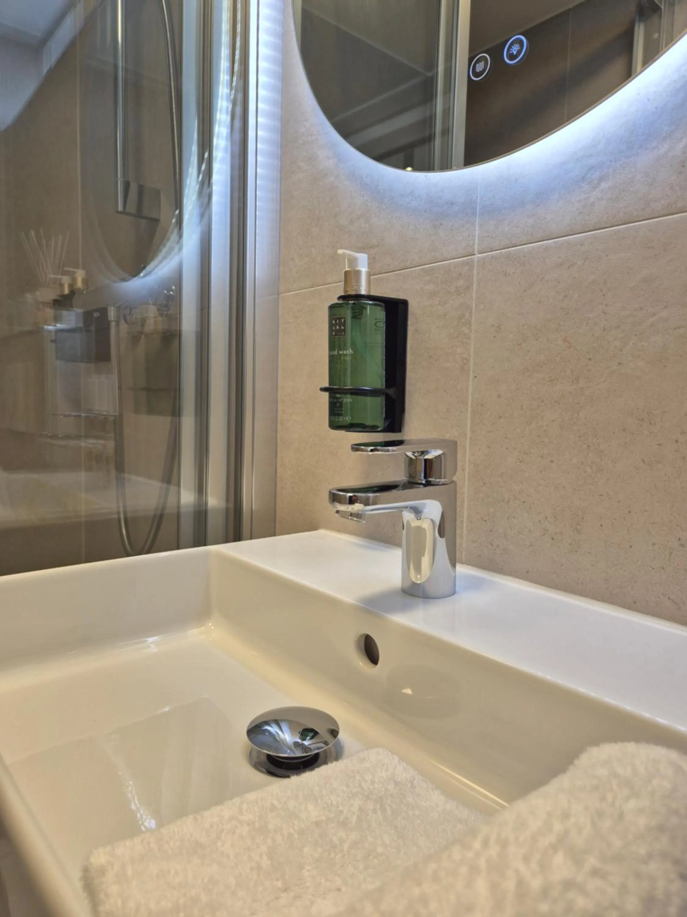 Bathroom in Hotel Den Burg